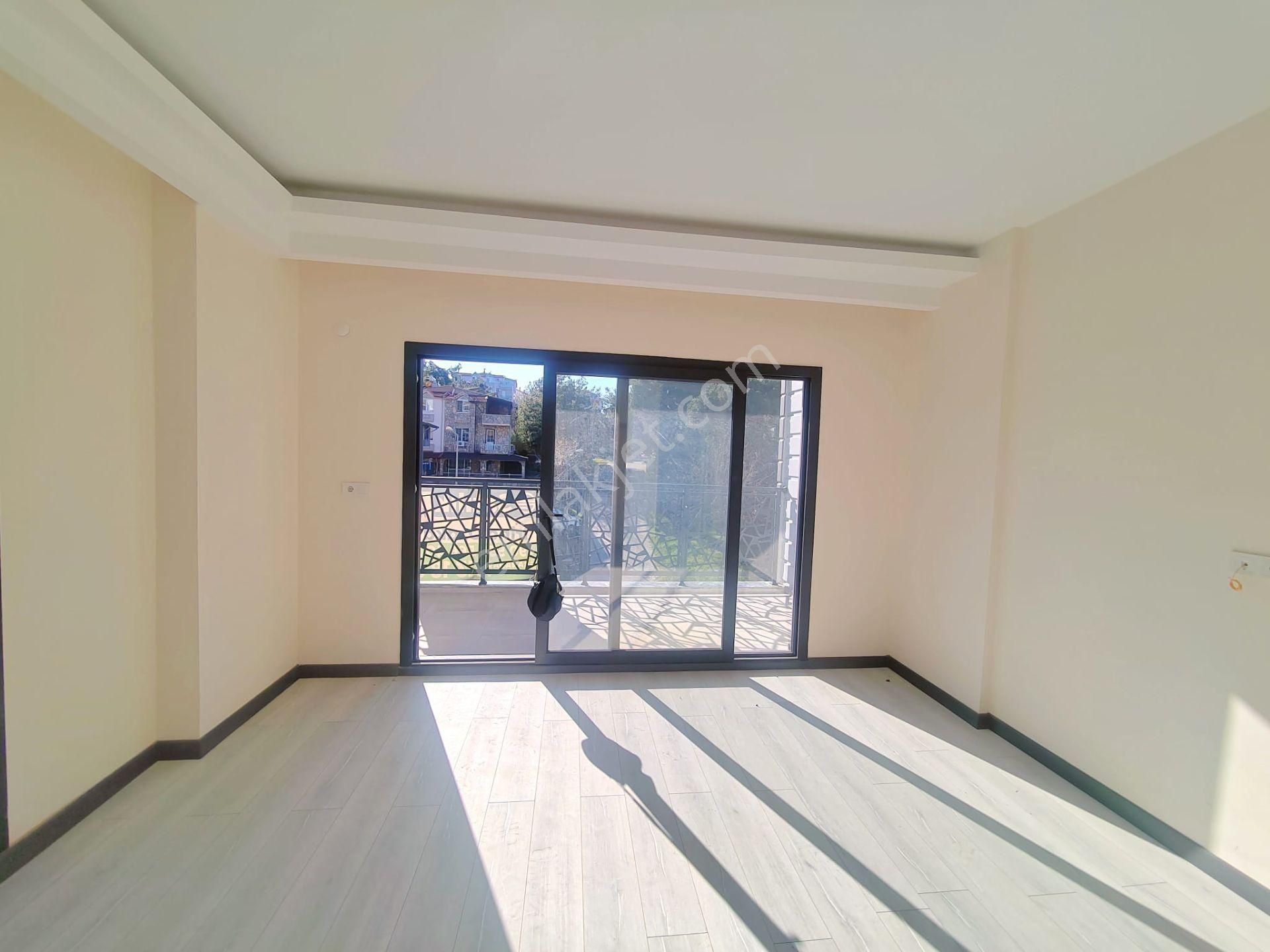 Satılık Eşyalı 1+1 Daire Kuşadası Davutlar - Görsel 17