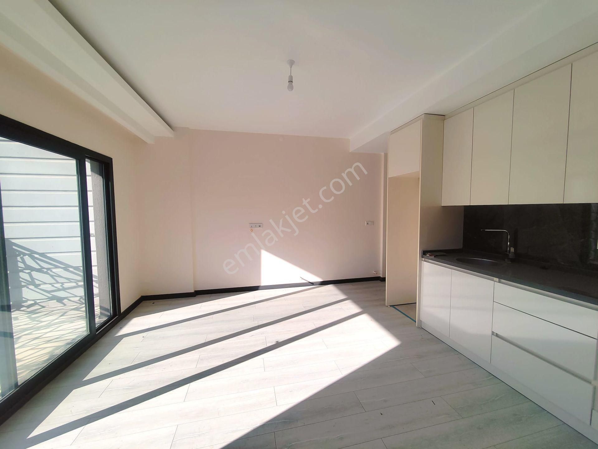 Satılık Eşyalı 1+1 Daire Kuşadası Davutlar - Görsel 11