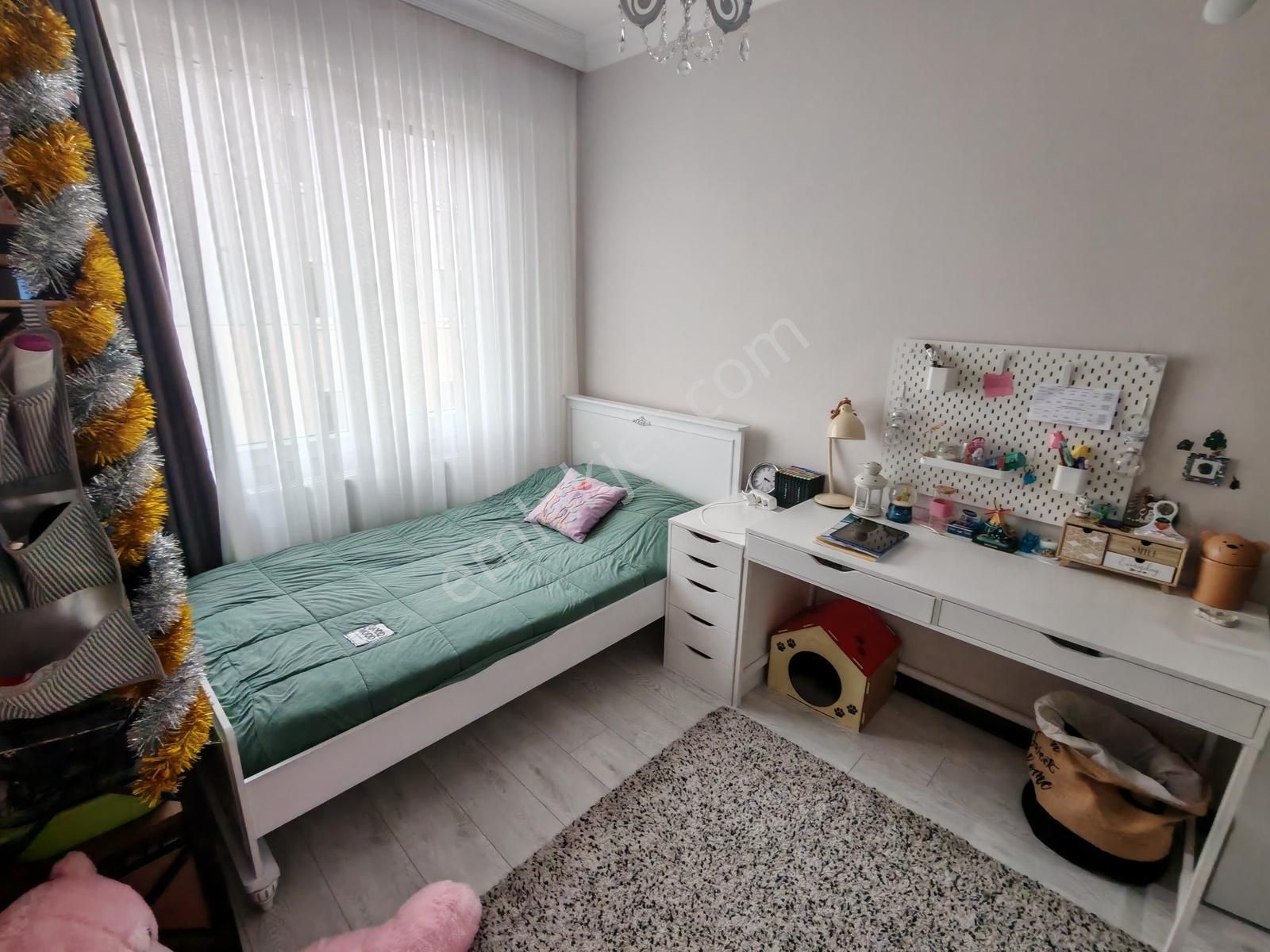 Silivri Mimar Sinan'da Butik Site İçi Ara Kat Güney Cephe 3+1 - Görsel 19