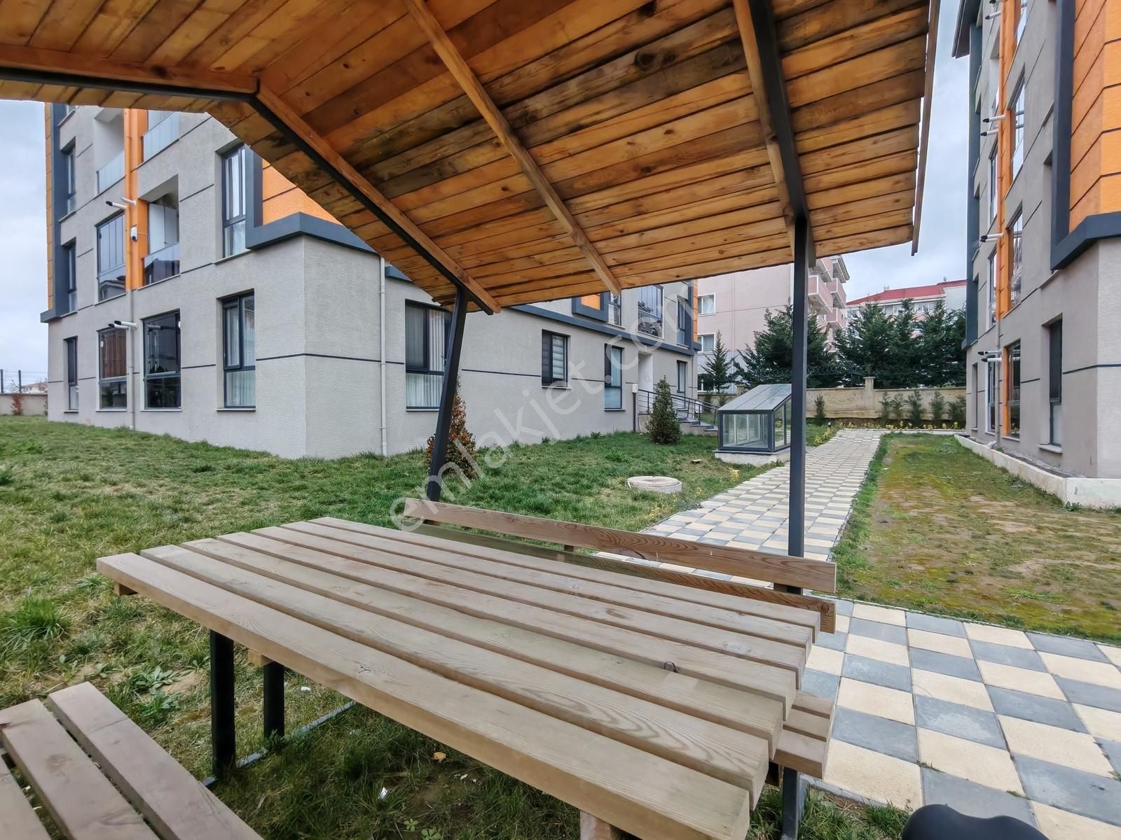 Silivri Mimar Sinan'da Butik Site İçi Ara Kat Güney Cephe 3+1 - Görsel 29