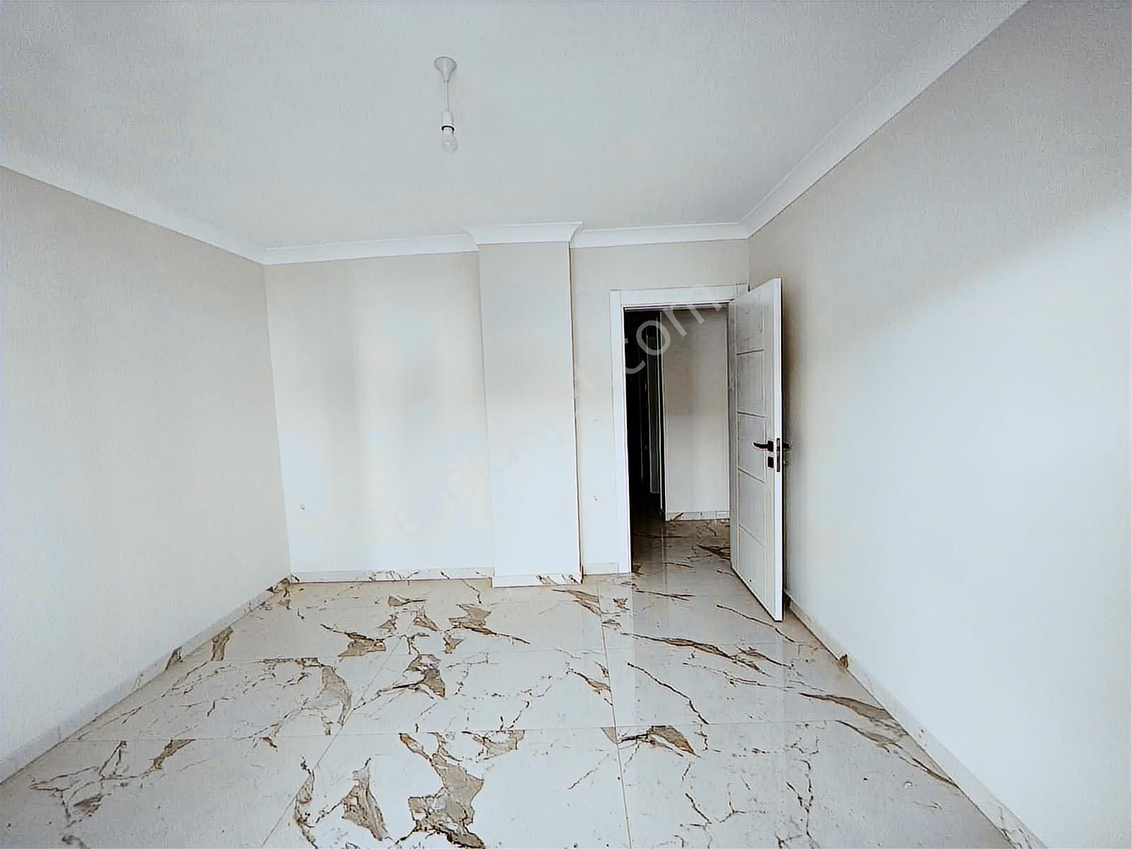 Ayvalık Altınova Merkez'de 2+1 Kiralık Sıfır Daire - Görsel 5