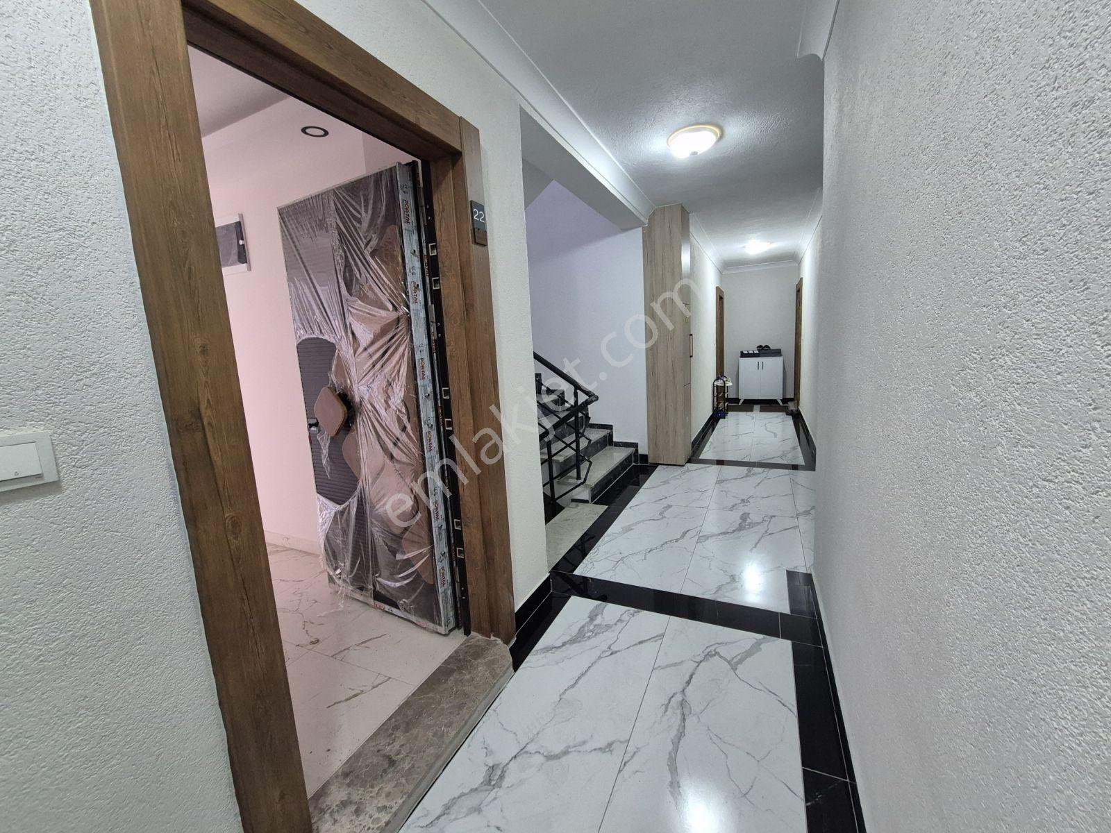 Ayvalık Altınova Merkez'de 2+1 Kiralık Sıfır Daire - Görsel 20