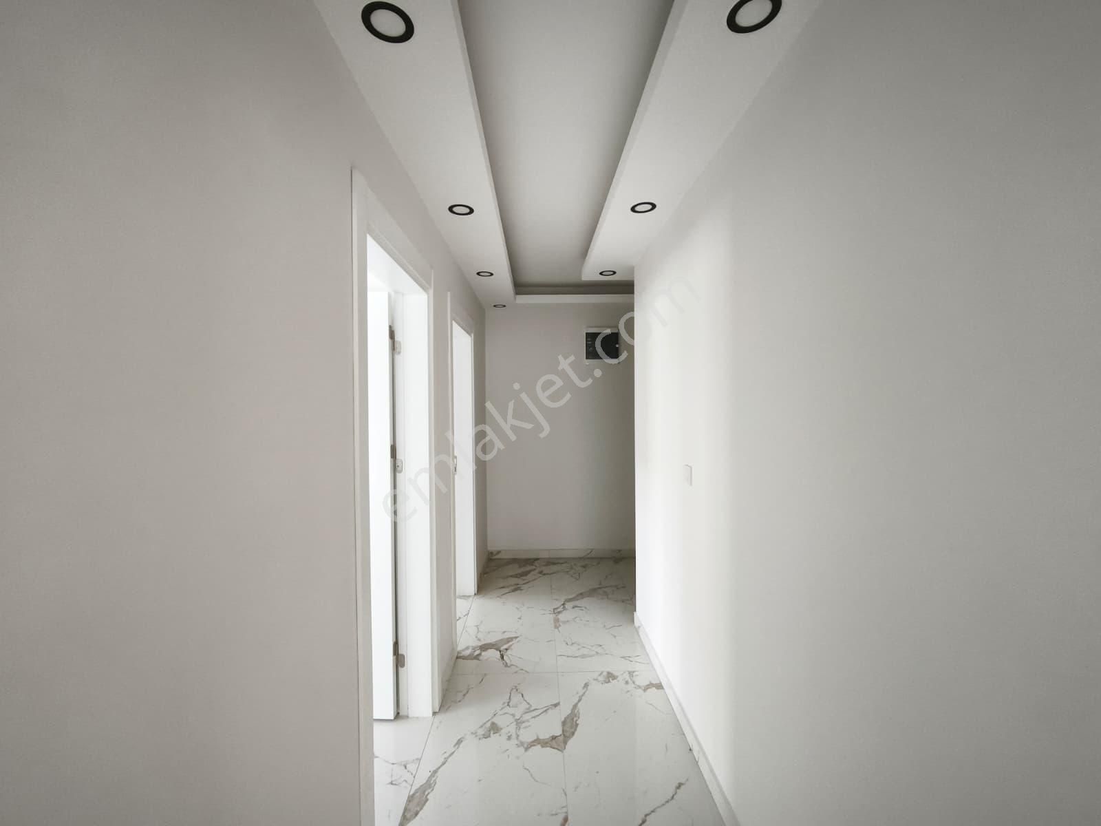 Ayvalık Altınova Merkez'de 2+1 Kiralık Sıfır Daire - Görsel 22