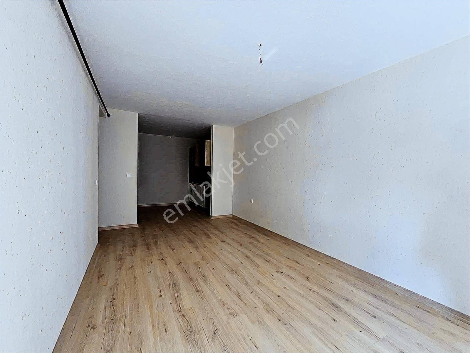 Prestıj Yeni Hayat Sitesinde Ön Cephe 2+1 Kiralık Daire - Görsel 24