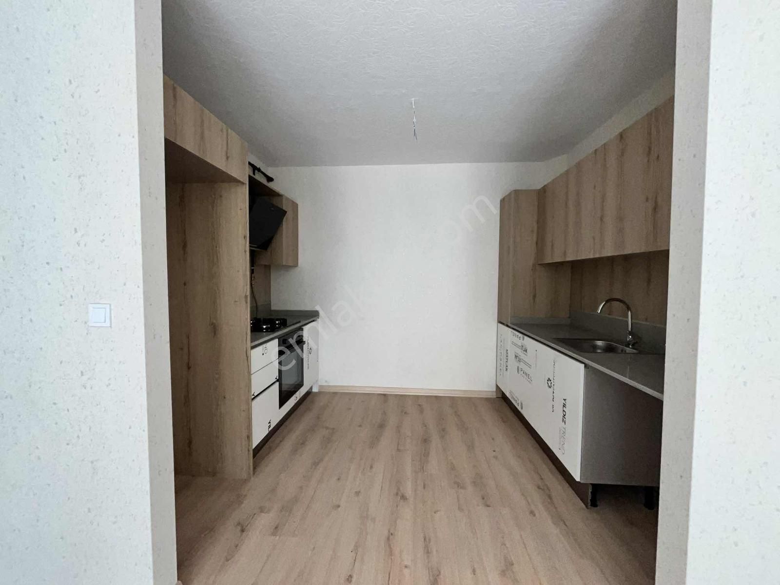 Prestıj Yeni Hayat Sitesinde Ön Cephe 2+1 Kiralık Daire - Görsel 10