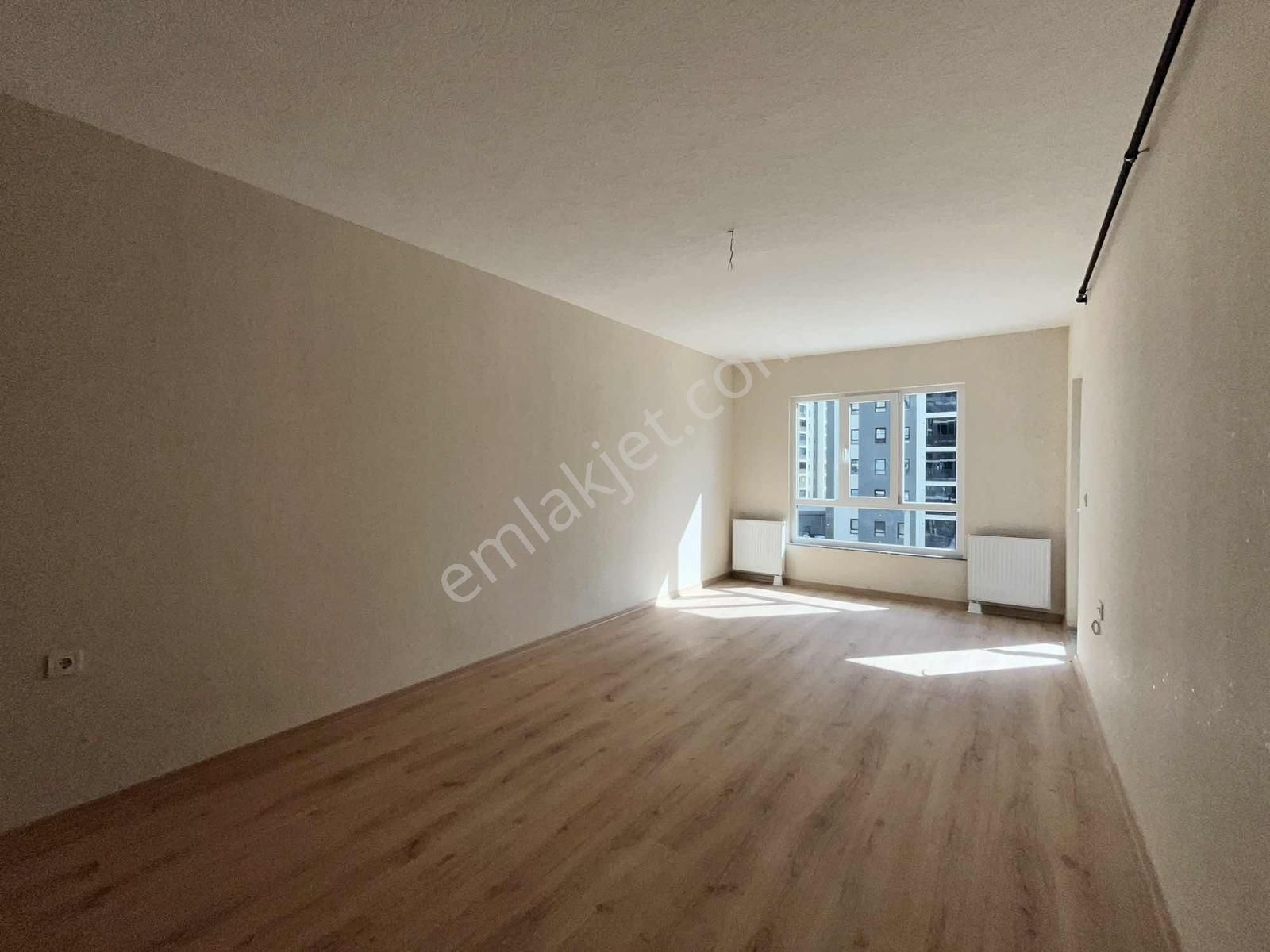 Prestıj Yeni Hayat Sitesinde Ön Cephe 2+1 Kiralık Daire - Görsel 7