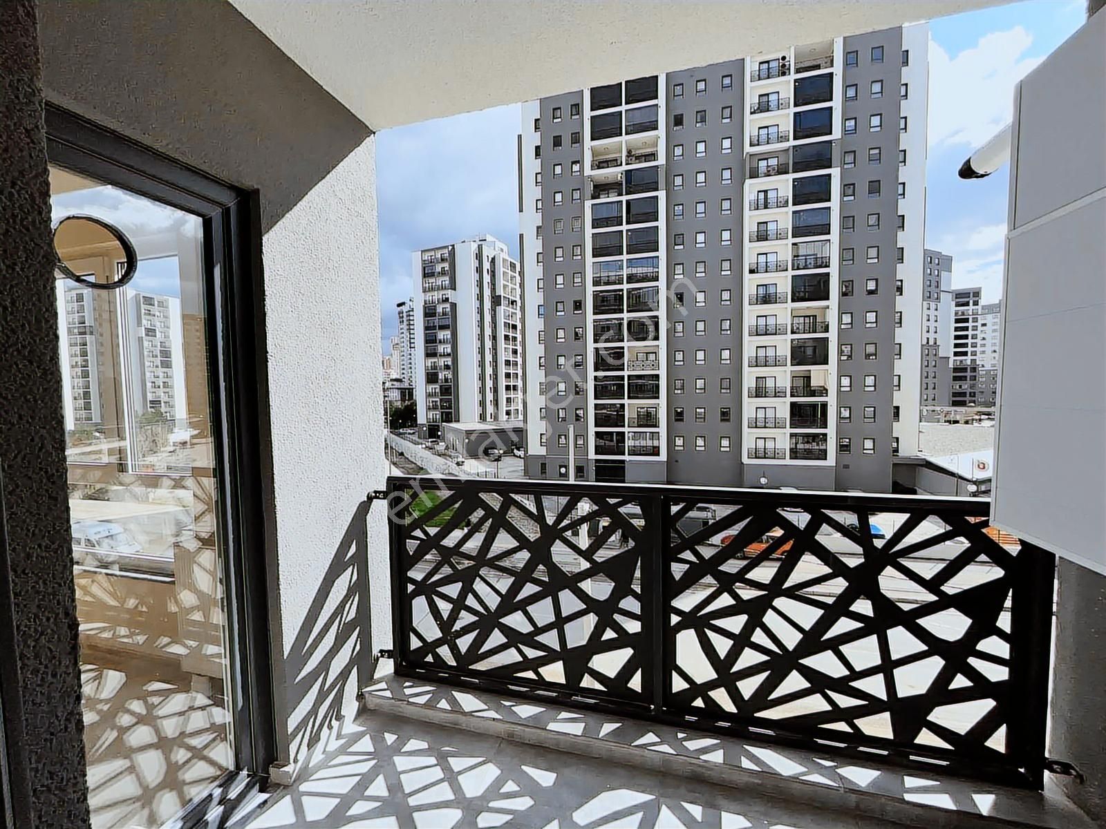 Prestıj Yeni Hayat Sitesinde Ön Cephe 2+1 Kiralık Daire - Görsel 32