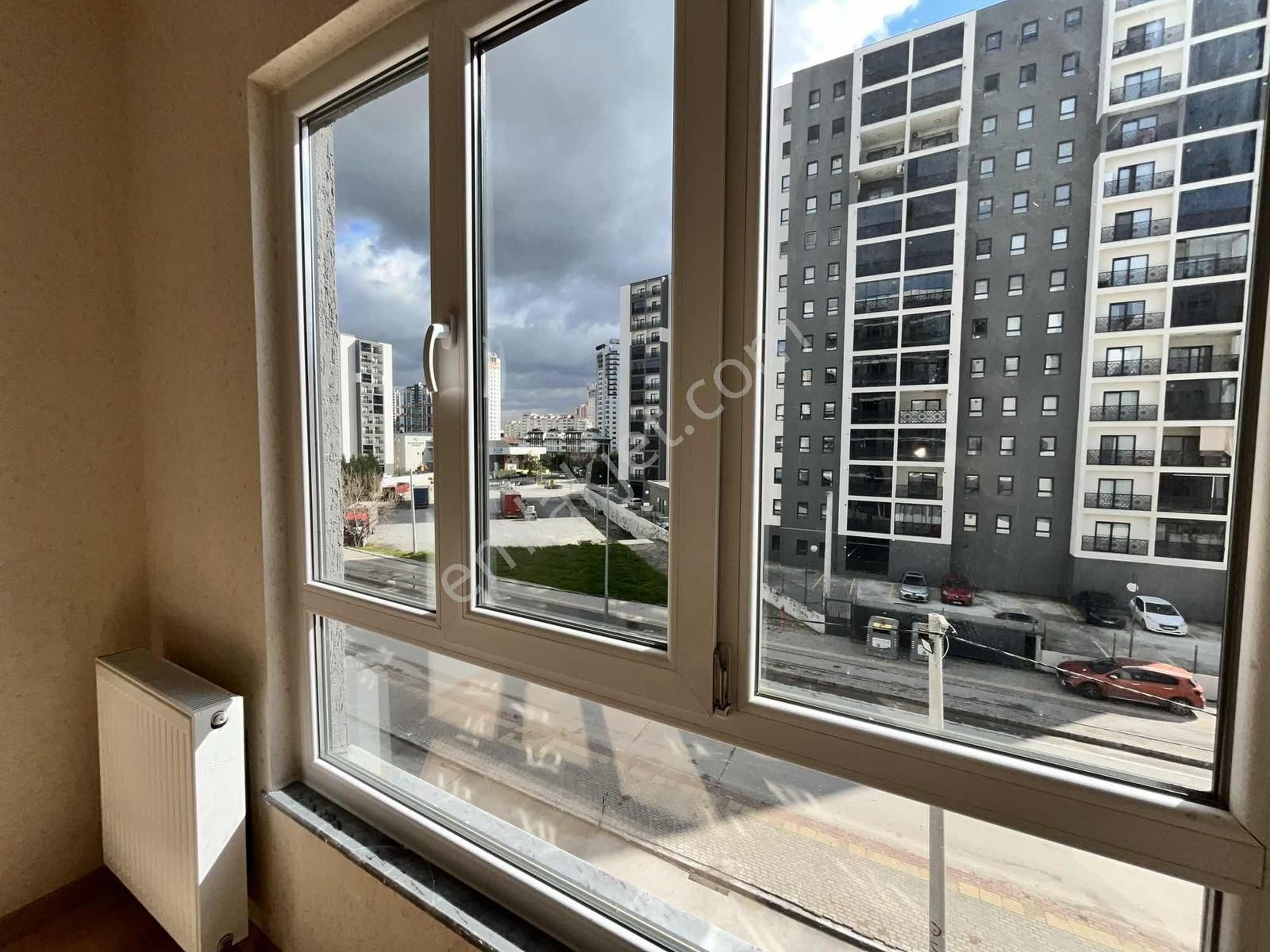 Prestıj Yeni Hayat Sitesinde Ön Cephe 2+1 Kiralık Daire - Görsel 2