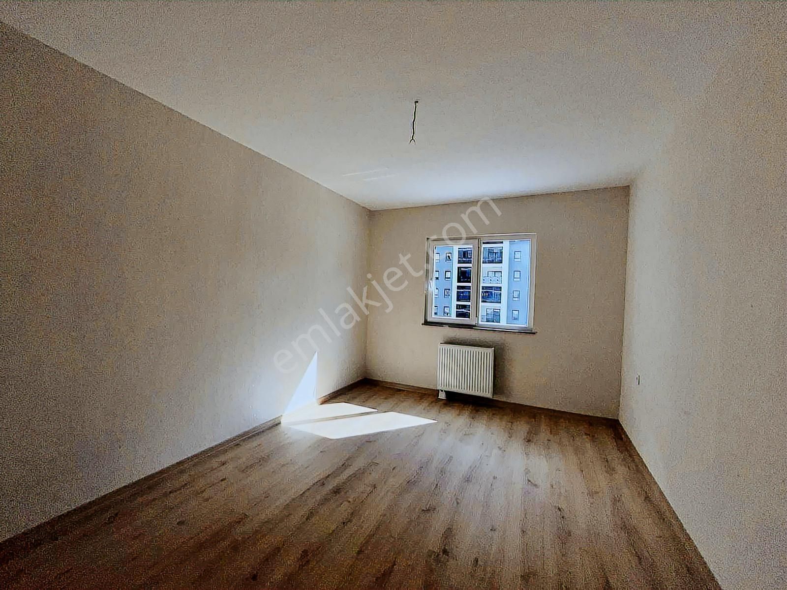 Prestıj Yeni Hayat Sitesinde Ön Cephe 2+1 Kiralık Daire - Görsel 35