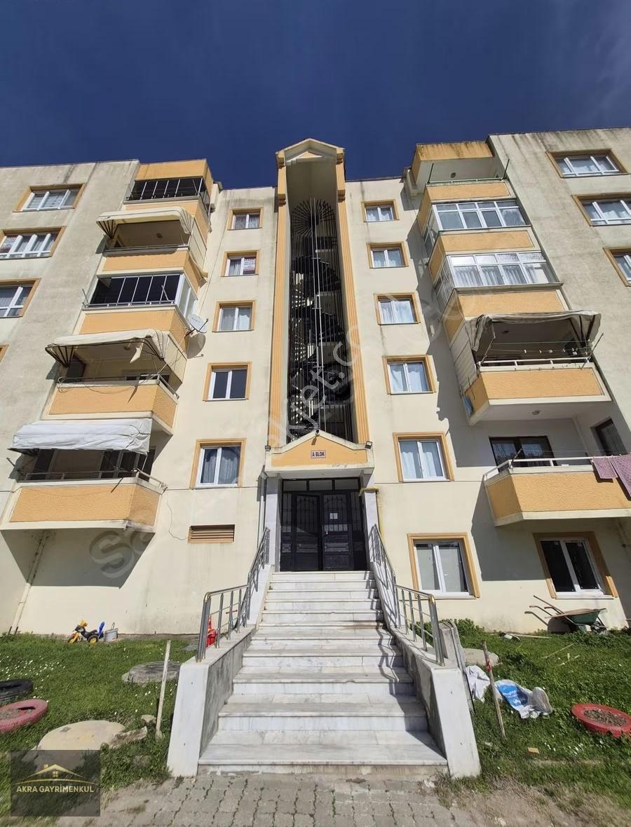 Akra Gayrimenkul'den 4.etapta 3+1 Arakat Deniz Manzaralı Daire