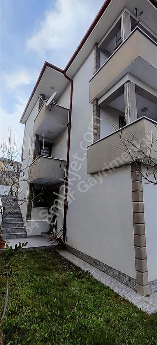 54sayar Gayrimenkul'den Serdivan'da 7+1 Triblex Villa - Görsel 19