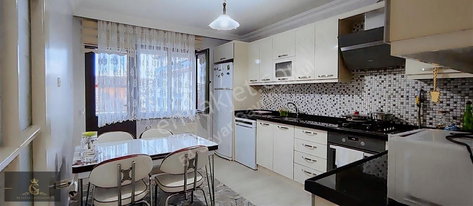 54sayar Gayrimenkul'den Serdivan'da 7+1 Triblex Villa - Görsel 16