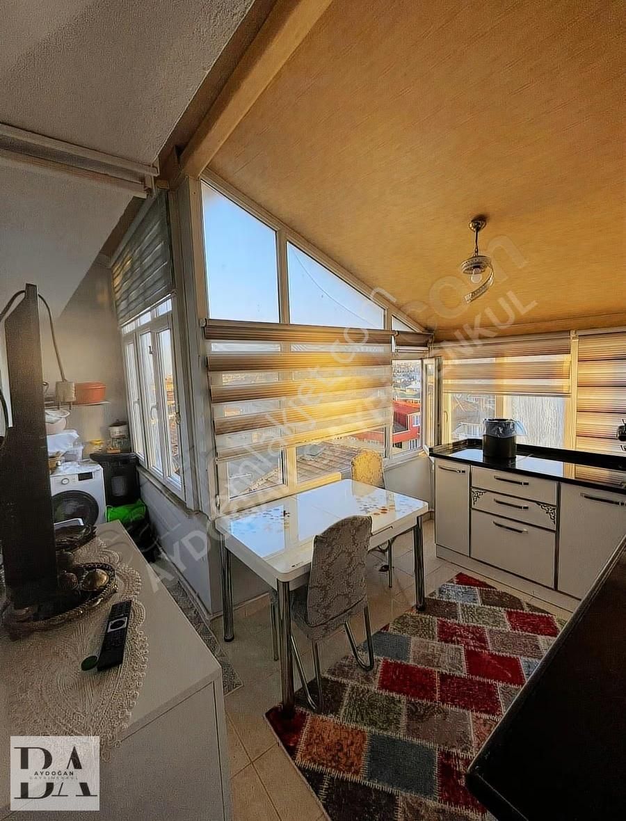 Merkezi 75 Yıl Mah Geniş Ferah Satılık 2+1 Çatı Katı Daire - Görsel 2