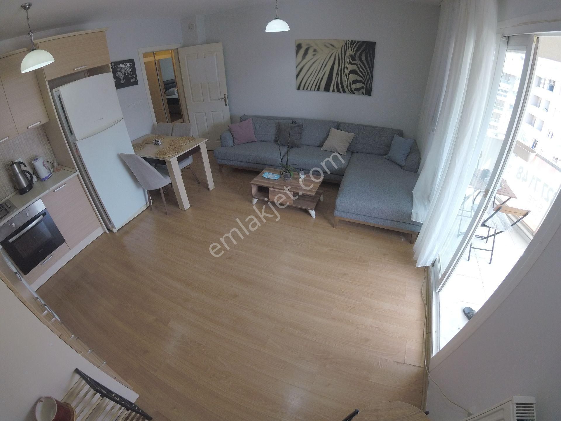 Narlıdere Yenikalede Kiralık Eşyalı Daire 2+1 Sitede O.parklı - Görsel 4