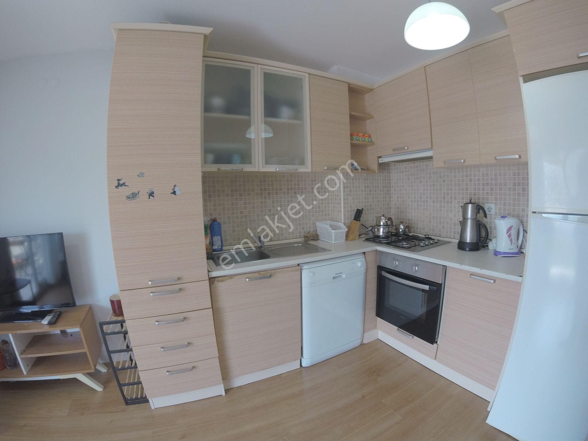 Narlıdere Yenikalede Kiralık Eşyalı Daire 2+1 Sitede O.parklı - Görsel 3