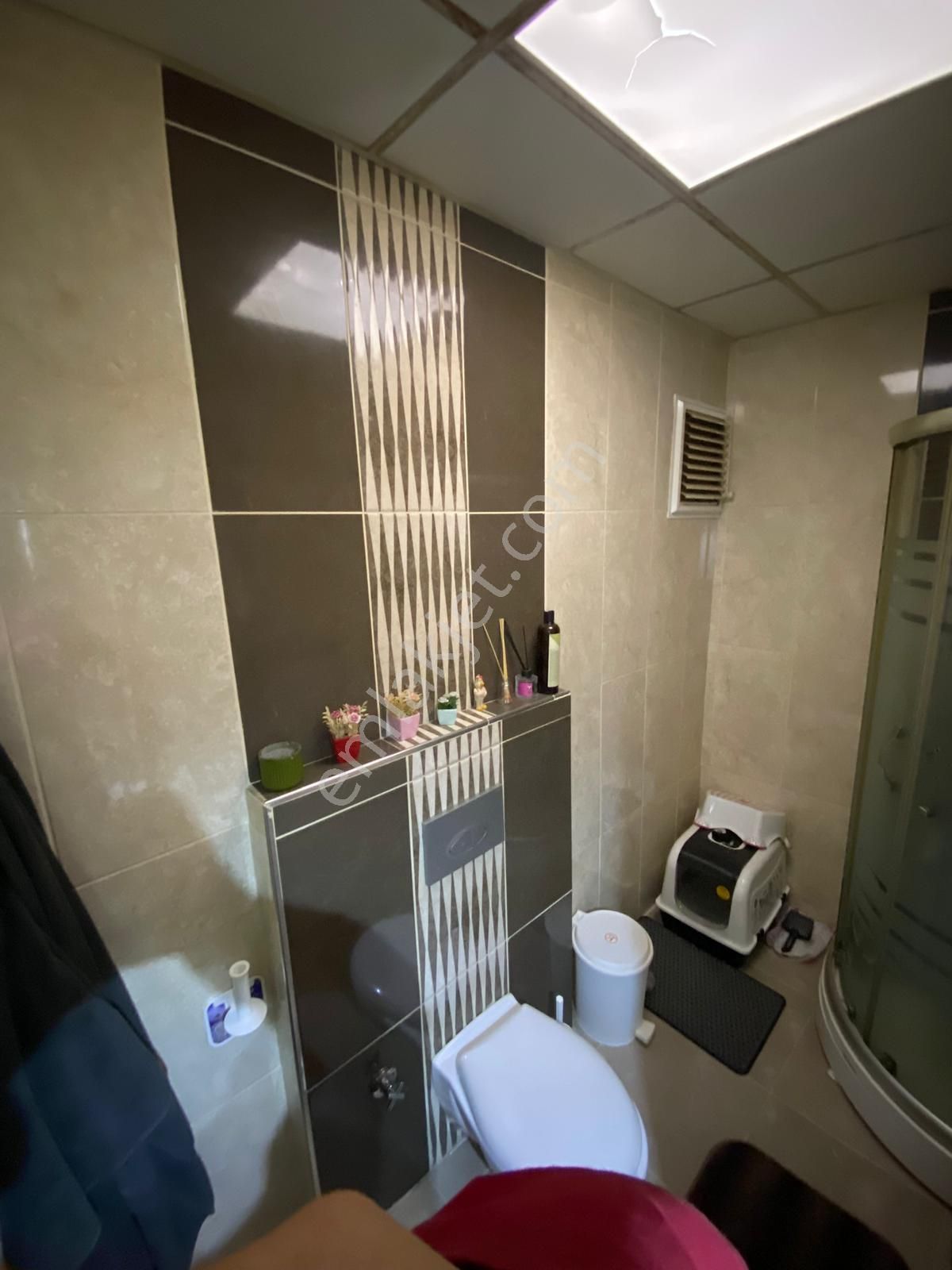 Bayrampaşa Muratpaşa 2+1 Bahçe Katı 10 Yıllık Asansörlü Krediye Uygun Asansörlü - Görsel 15