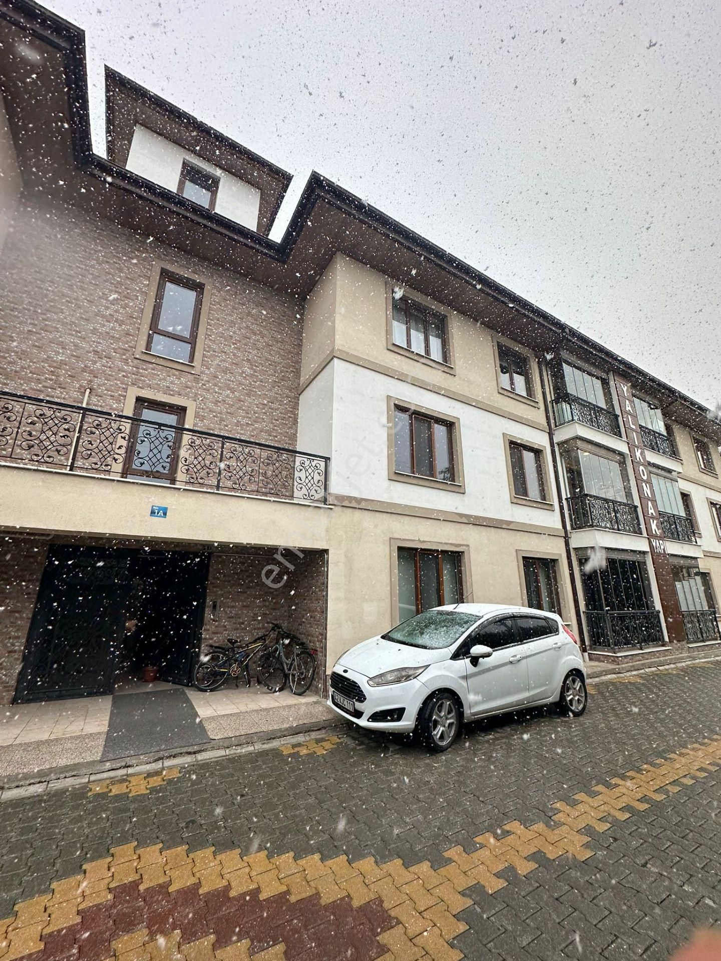 Asmalıbahçe Konaklarında 4+1 Ultra Lüx Arakat Kiralık Daire