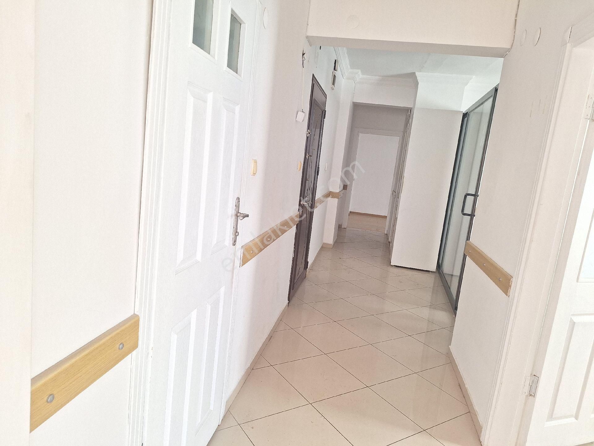 Antalya Muratpaşa Ali Çetinkaya Caddesi Üzernde Tramvay Durağı Önünde Kiralık 2+1 Ofis - Görsel 10