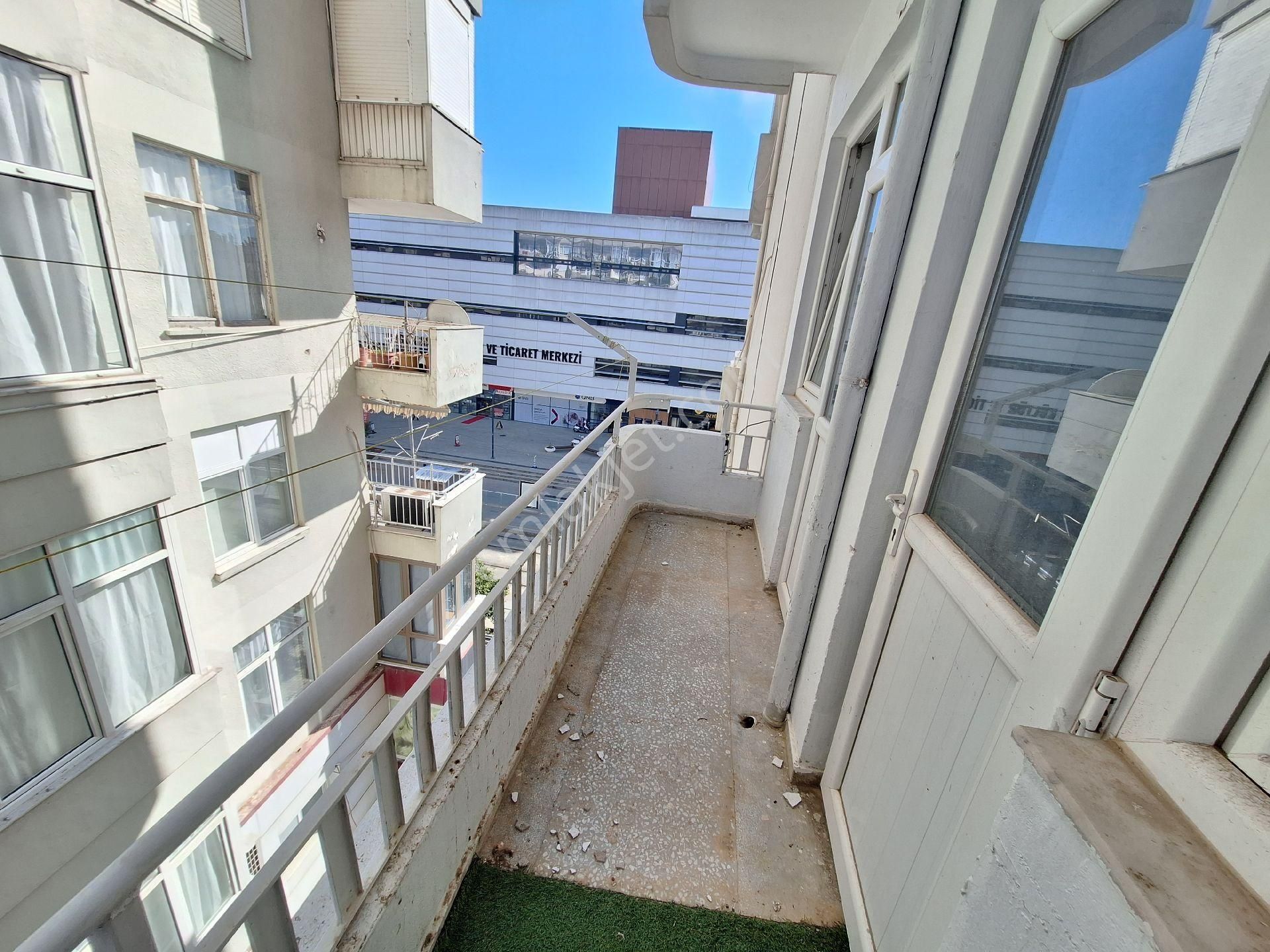 Antalya Muratpaşa Ali Çetinkaya Caddesi Üzernde Tramvay Durağı Önünde Kiralık 2+1 Ofis - Görsel 17