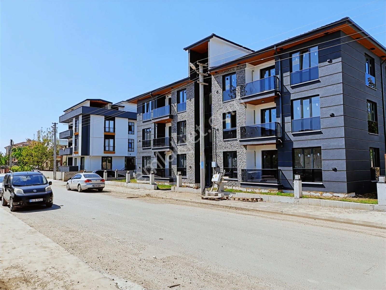 Sakarya Erenler Hafızlık Okulu Karşısı Sıfır 3+1 3.kat Satılık - Görsel 14