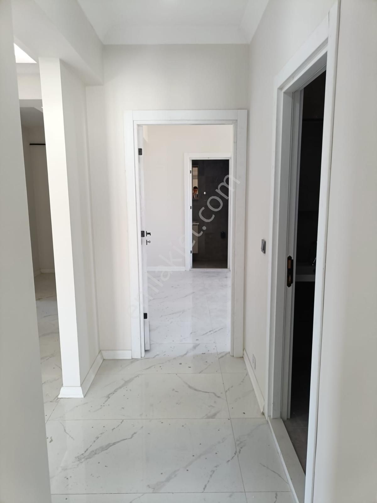 Sakarya Erenler Hafızlık Okulu Karşısı Sıfır 3+1 3.kat Satılık - Görsel 11