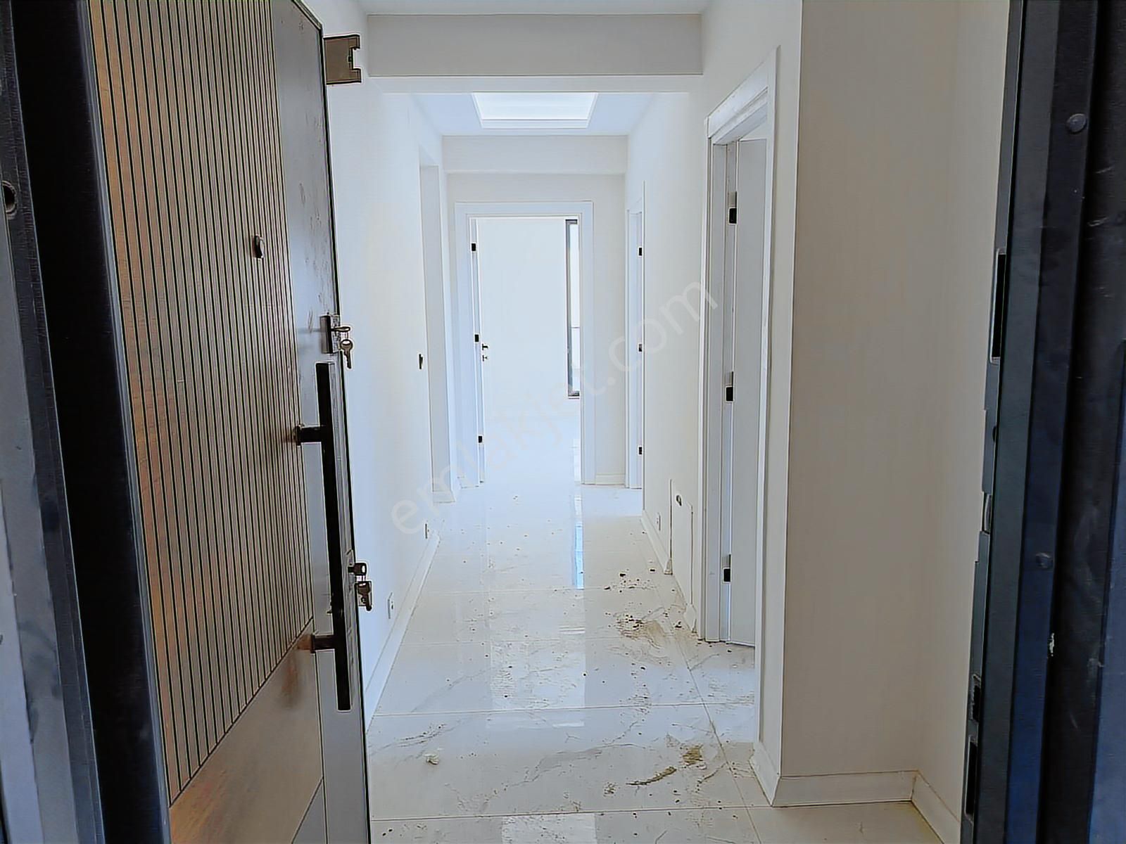 Sakarya Erenler Hafızlık Okulu Karşısı Sıfır 3+1 3.kat Satılık - Görsel 9