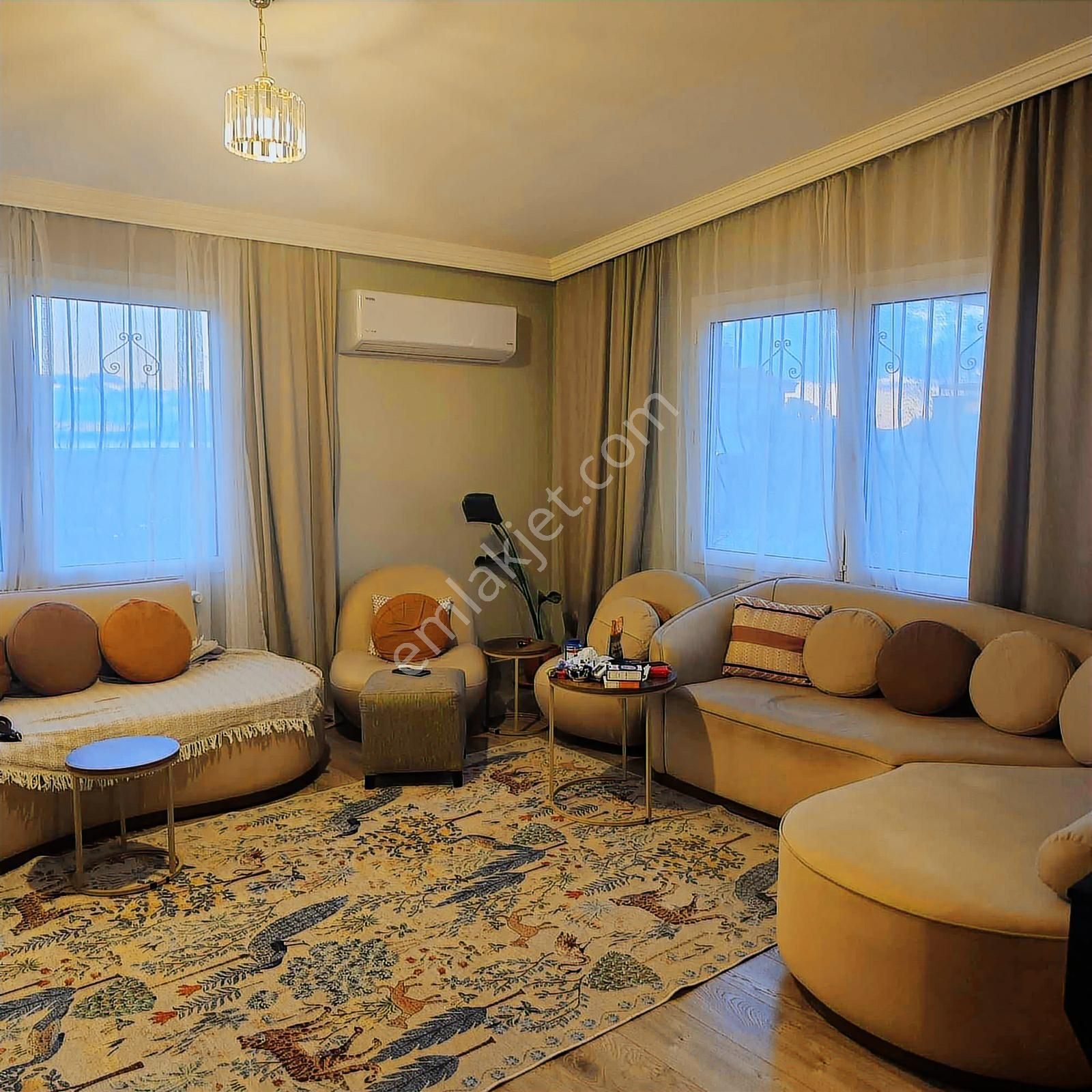 Cadde Üzerinde-mantolamalı Full Yapılı Villa 15.100.000 Tl - Görsel 33