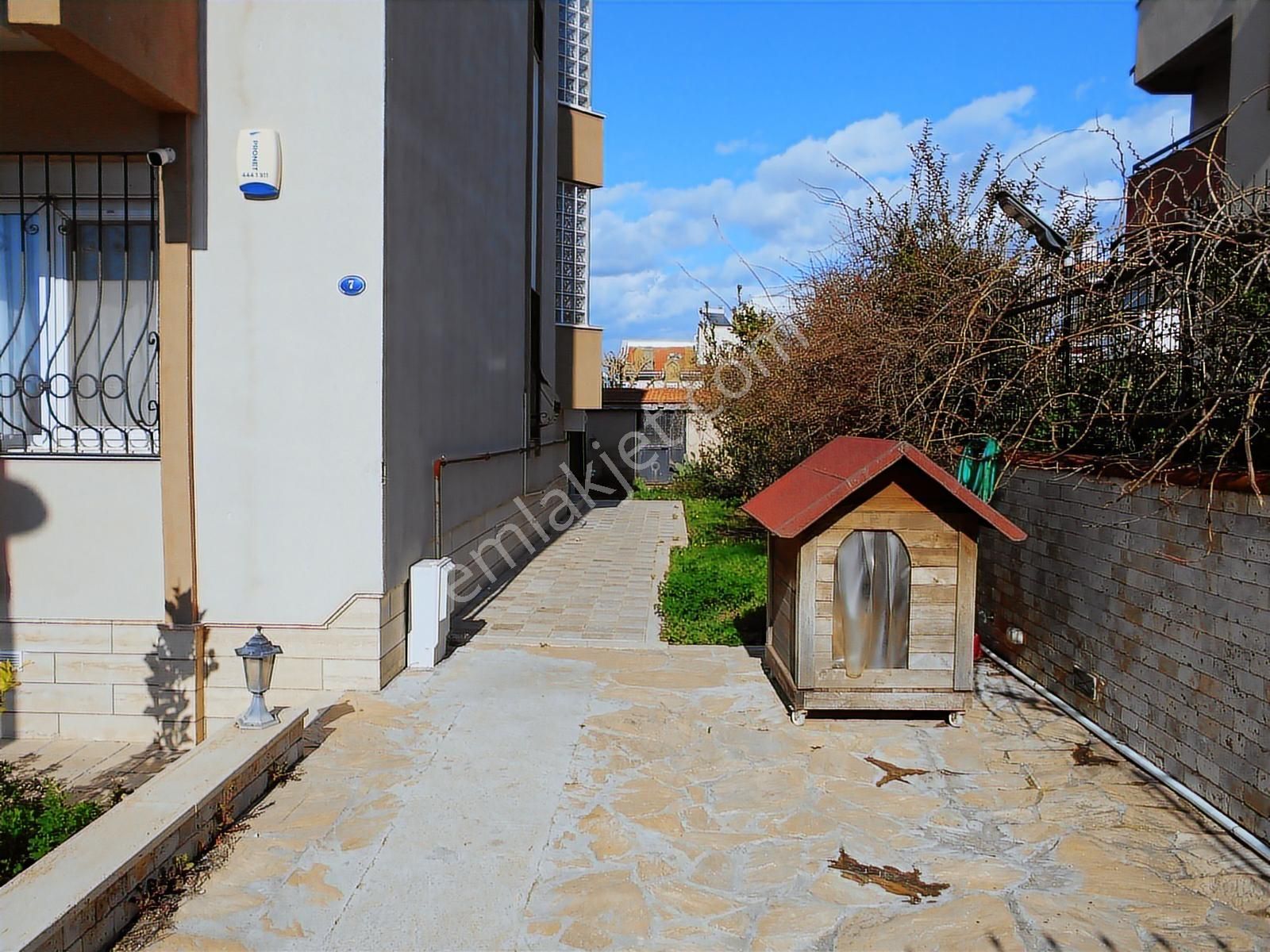 Cadde Üzerinde-mantolamalı Full Yapılı Villa 15.100.000 Tl - Görsel 8