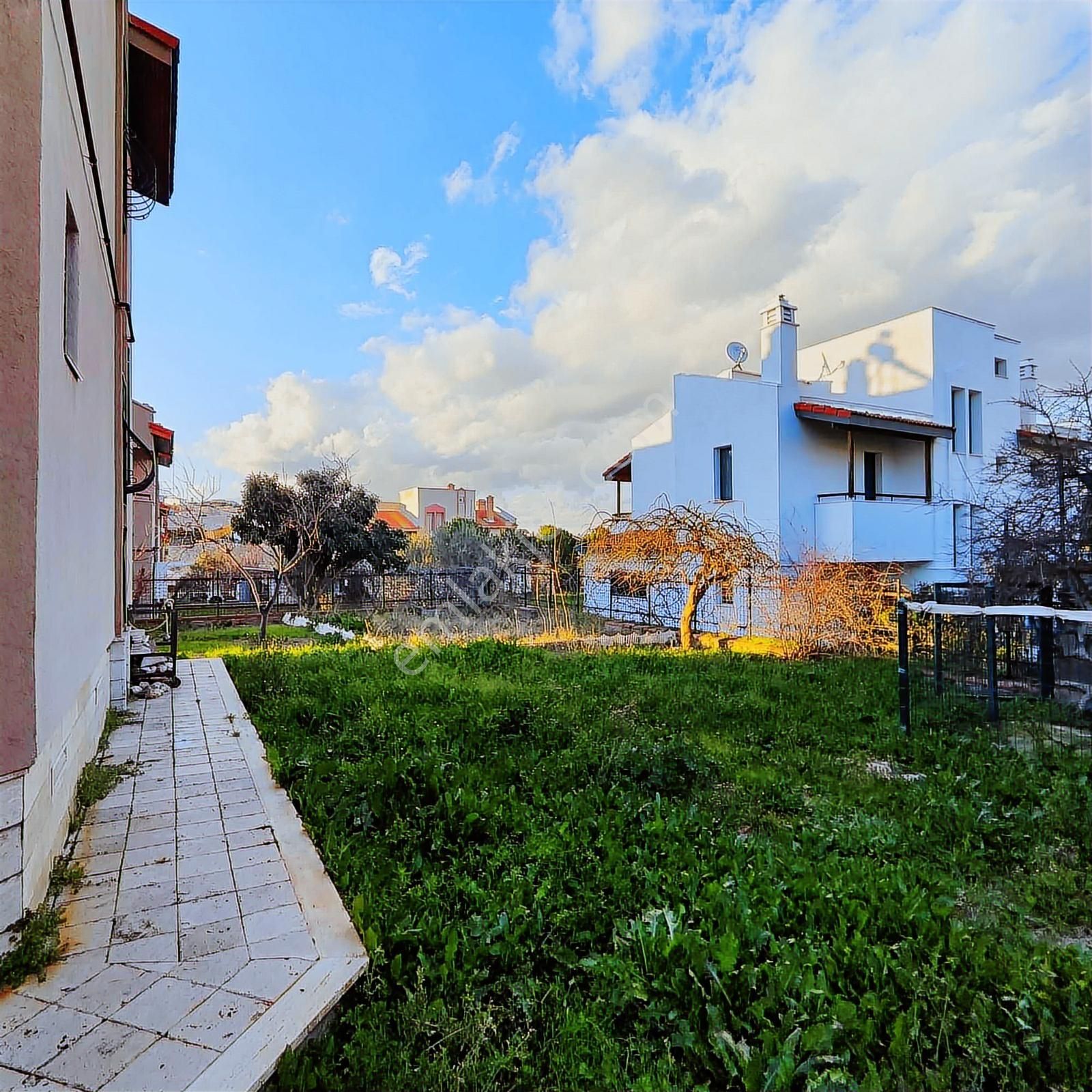 Cadde Üzerinde-mantolamalı Full Yapılı Villa 15.100.000 Tl - Görsel 14