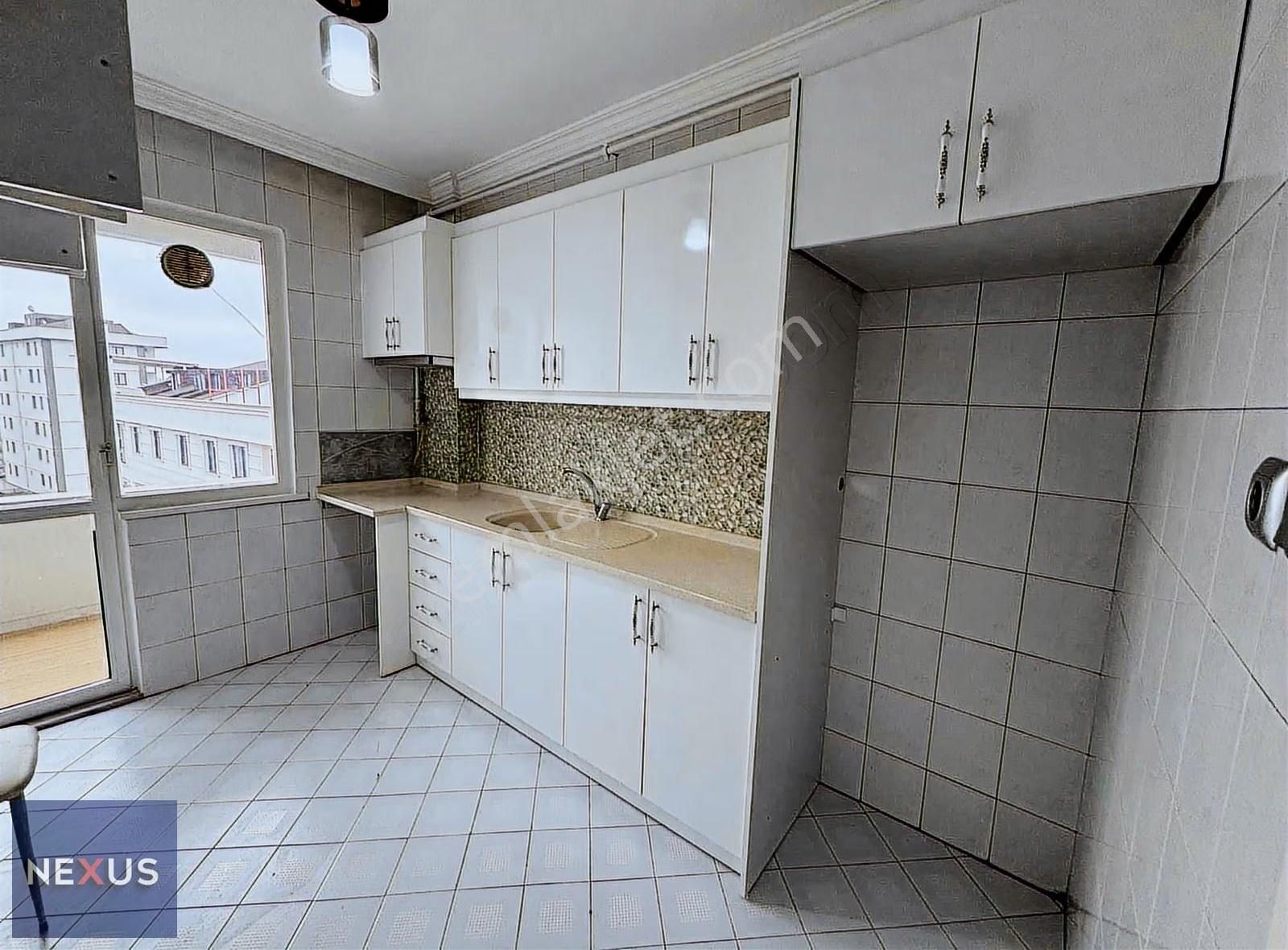 Sultanbeyli Turgutreis Mahallesinde Kirlık 3+1 Daire - Görsel 7