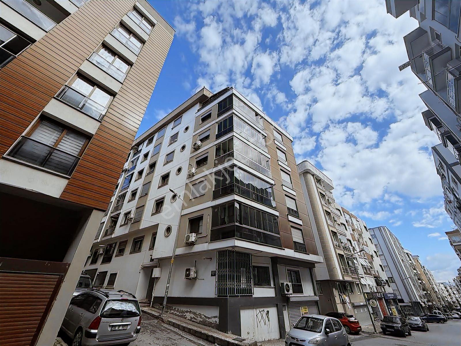 Özmert Ten 3+1 Asansörlü Otoparklı Genç Binada Kiralık Daire