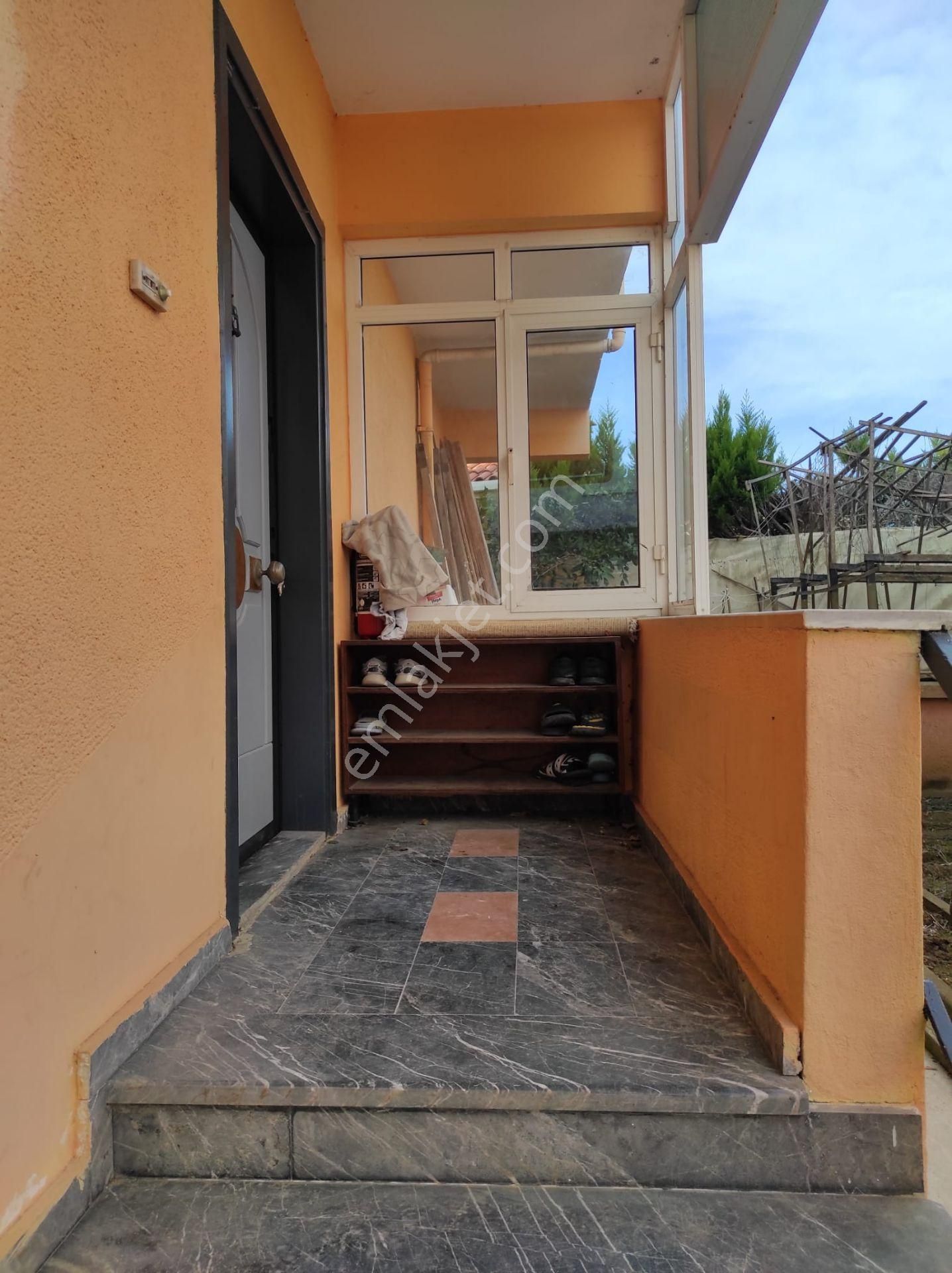 Şile Sahilköy Cadde Üzeri Sitede Full Eşyalı 5+1 Trıpleks Villa - Görsel 9