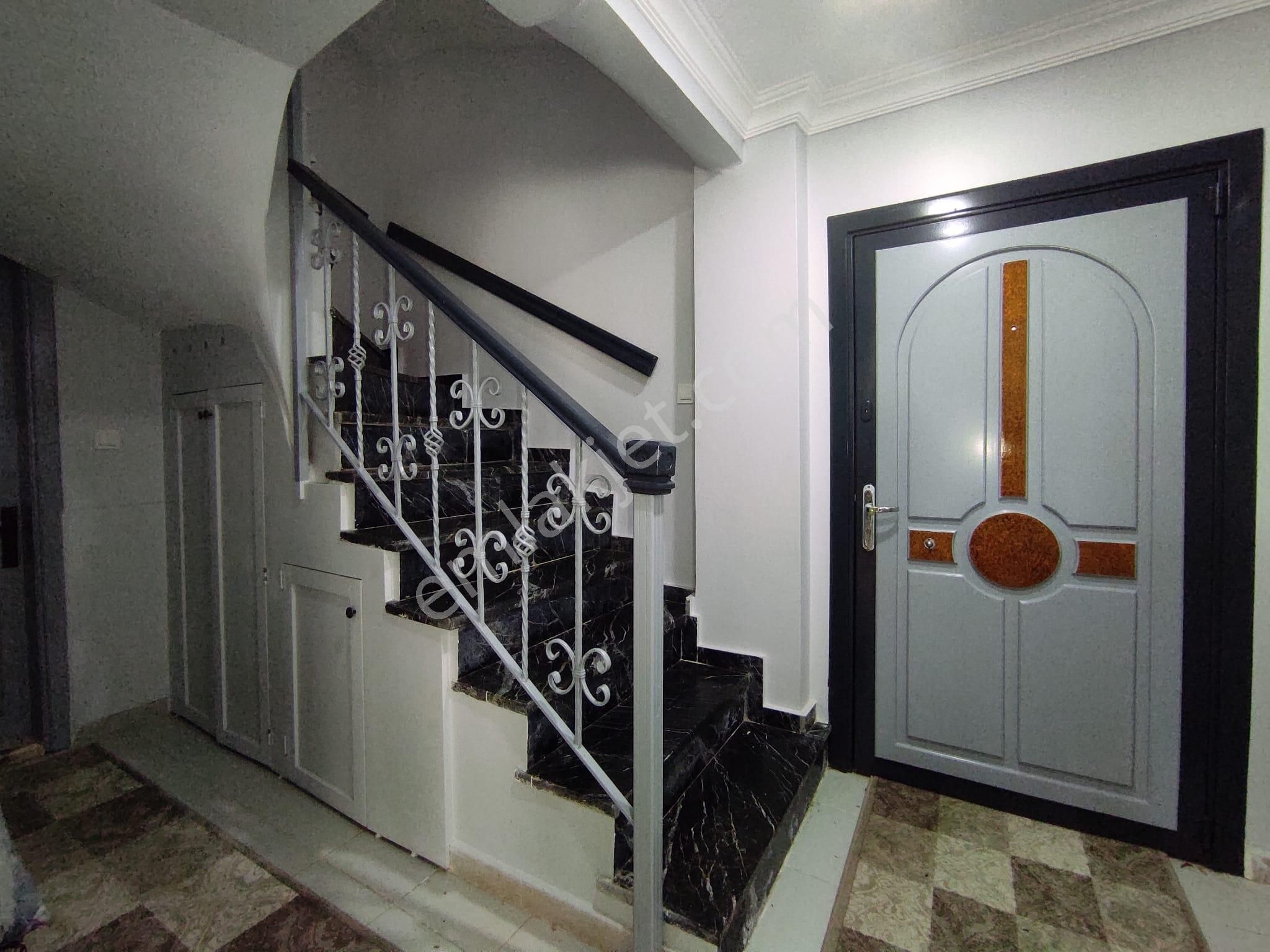 Şile Sahilköy Cadde Üzeri Sitede Full Eşyalı 5+1 Trıpleks Villa - Görsel 10