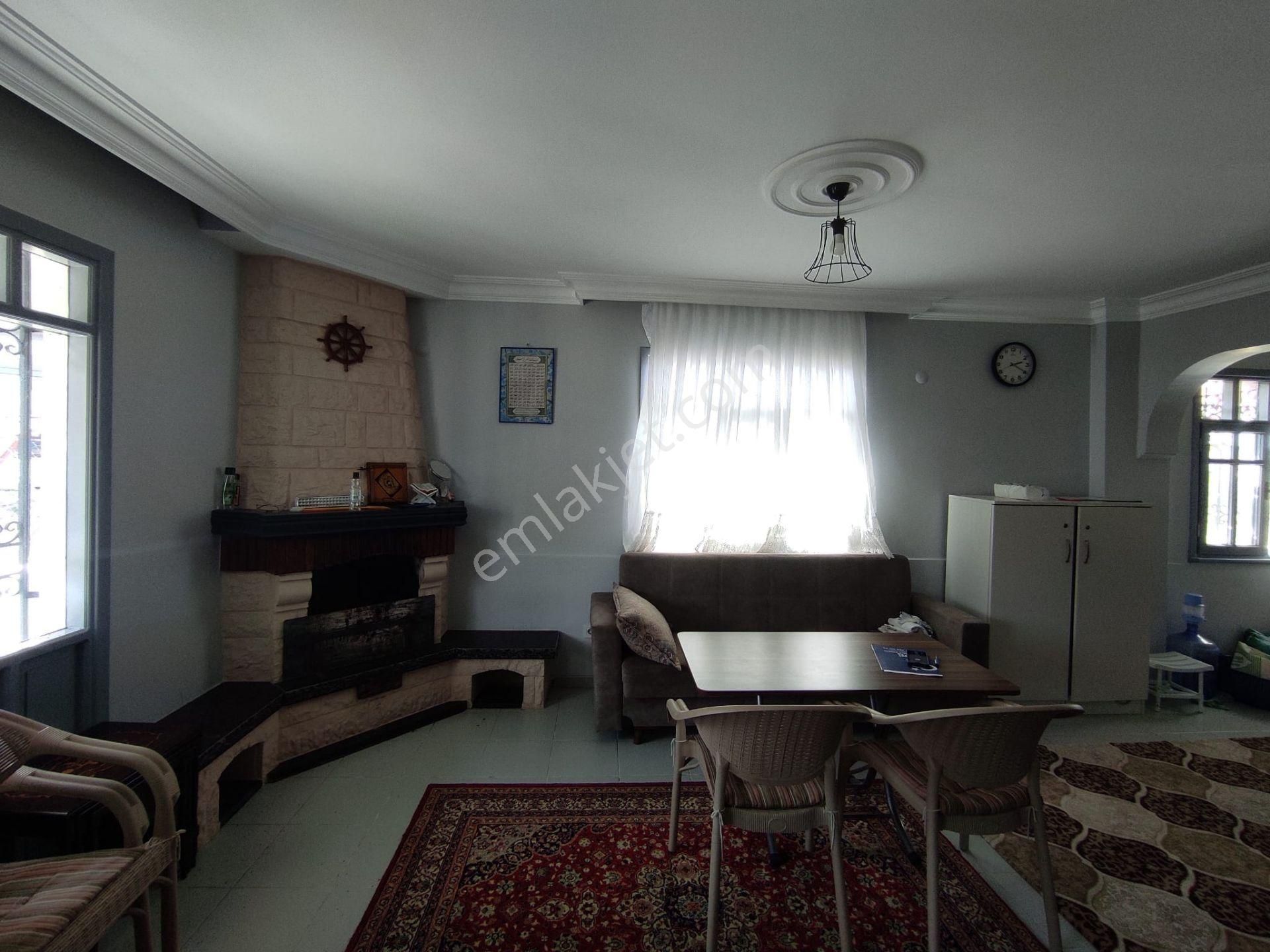 Şile Sahilköy Cadde Üzeri Sitede Full Eşyalı 5+1 Trıpleks Villa - Görsel 15
