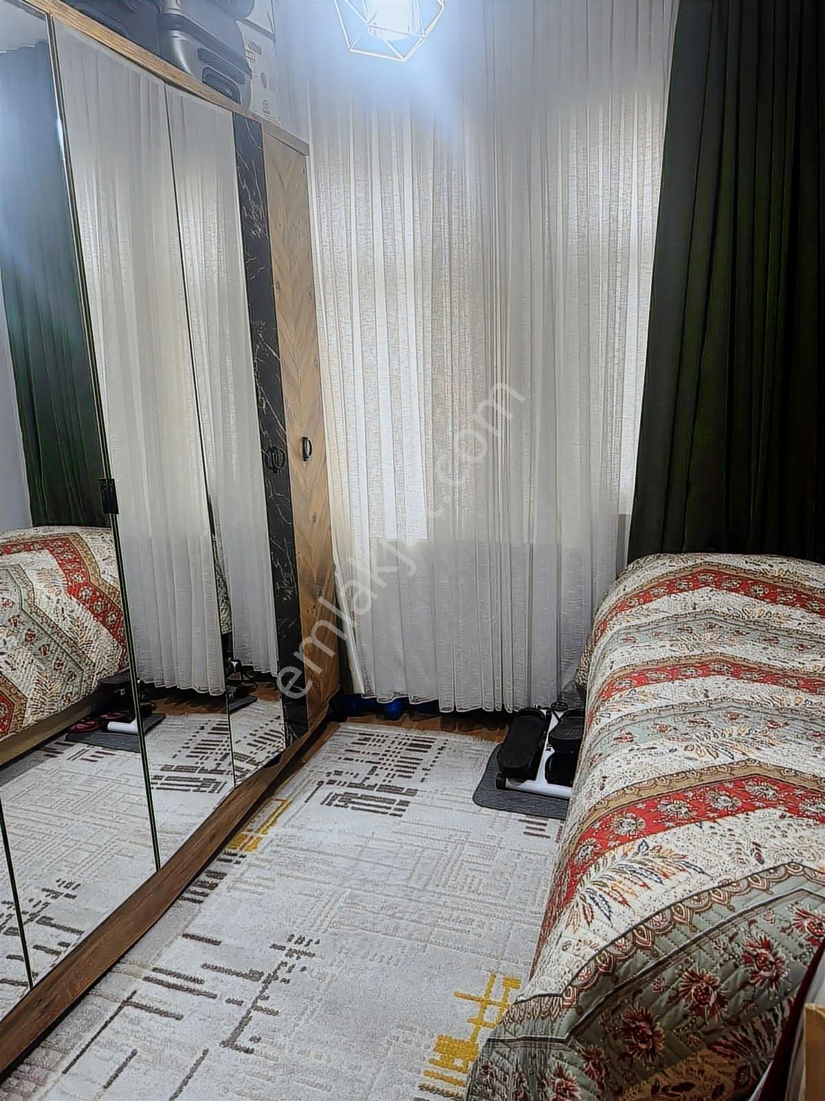 Rıza Acar'dan Merkezi Lokasyon Ara Kat Yapılı 3+1 Daire Satılık - Görsel 31