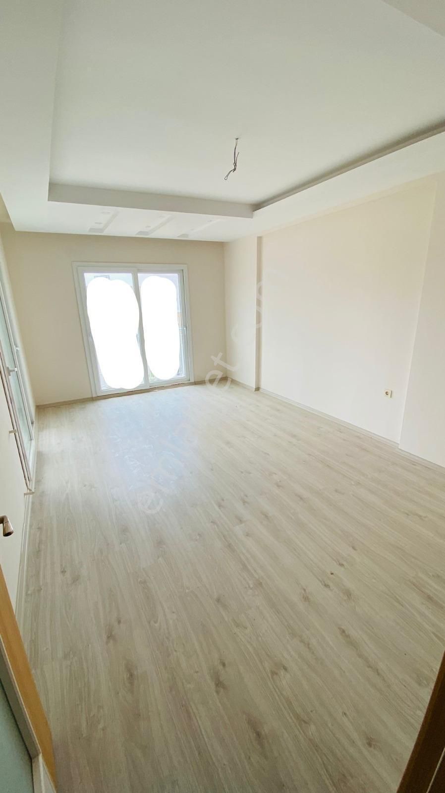 Adana Sarıçamda Atüye Yakın Bulvara Yakın Konumda 2+1 Kiralık Geniş Bir Daire