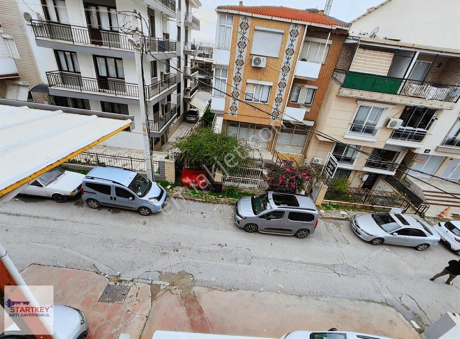 Buca Adatepe'de Merkezi Konumda 4+1 Satılık Daire - Görsel 5