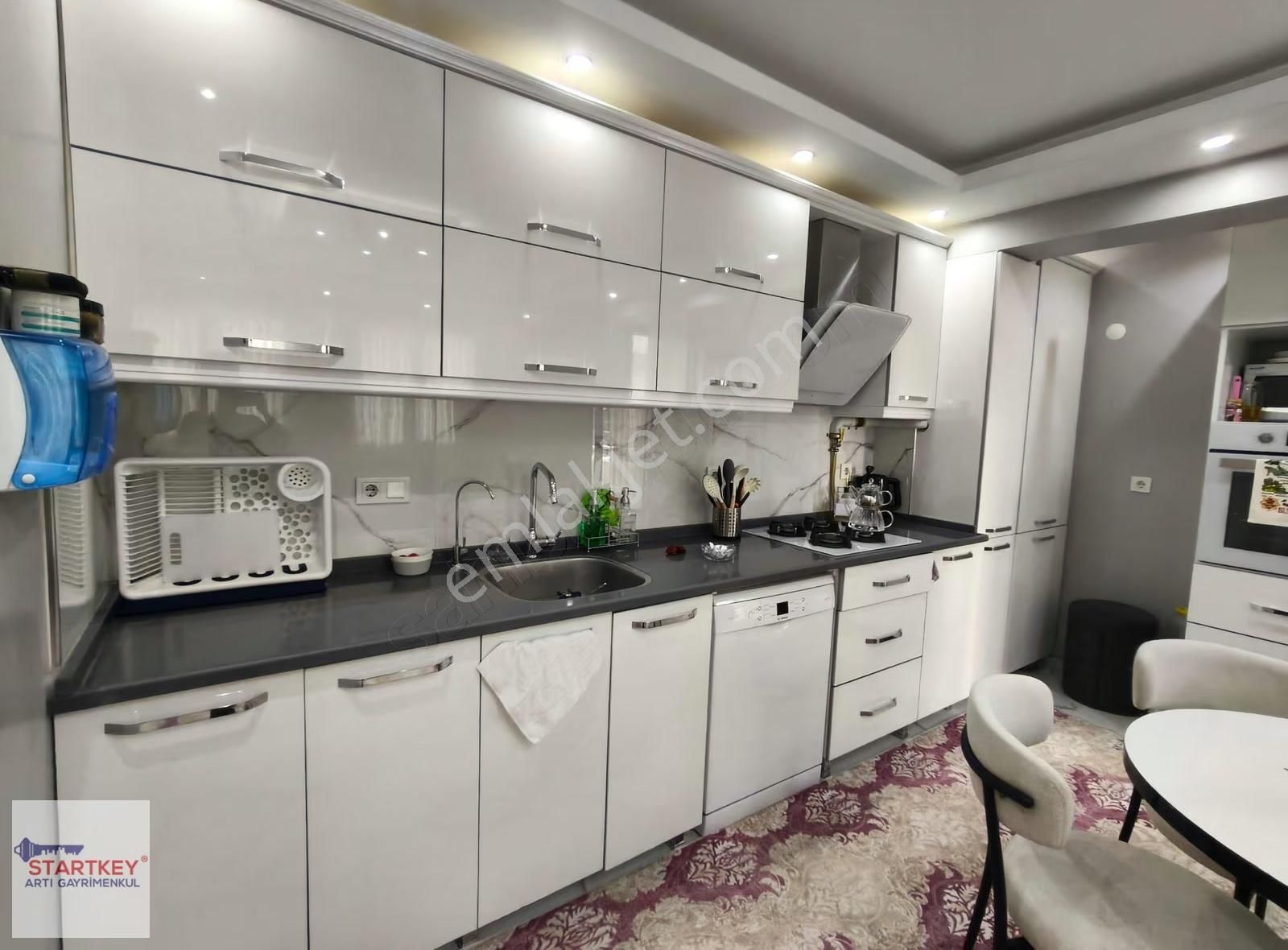 Buca Adatepe'de Merkezi Konumda 4+1 Satılık Daire - Görsel 2