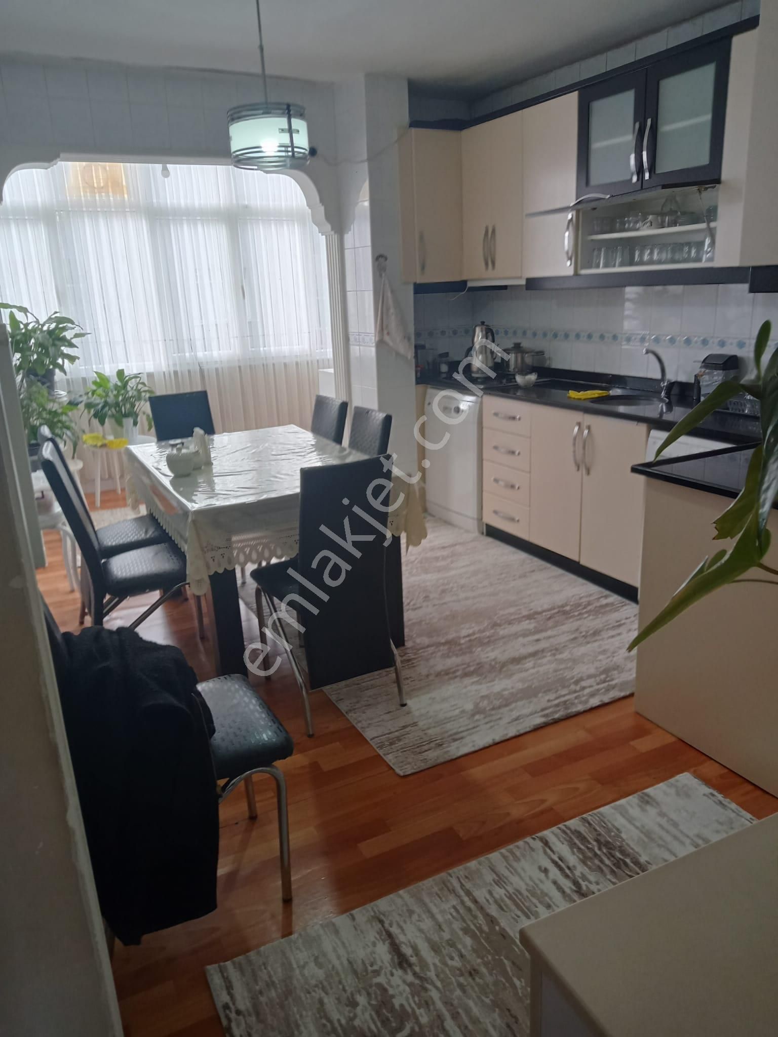 Zeytinburnunda Merkezefendi Mah Satılık Bina Cadde Üzeri - Görsel 4