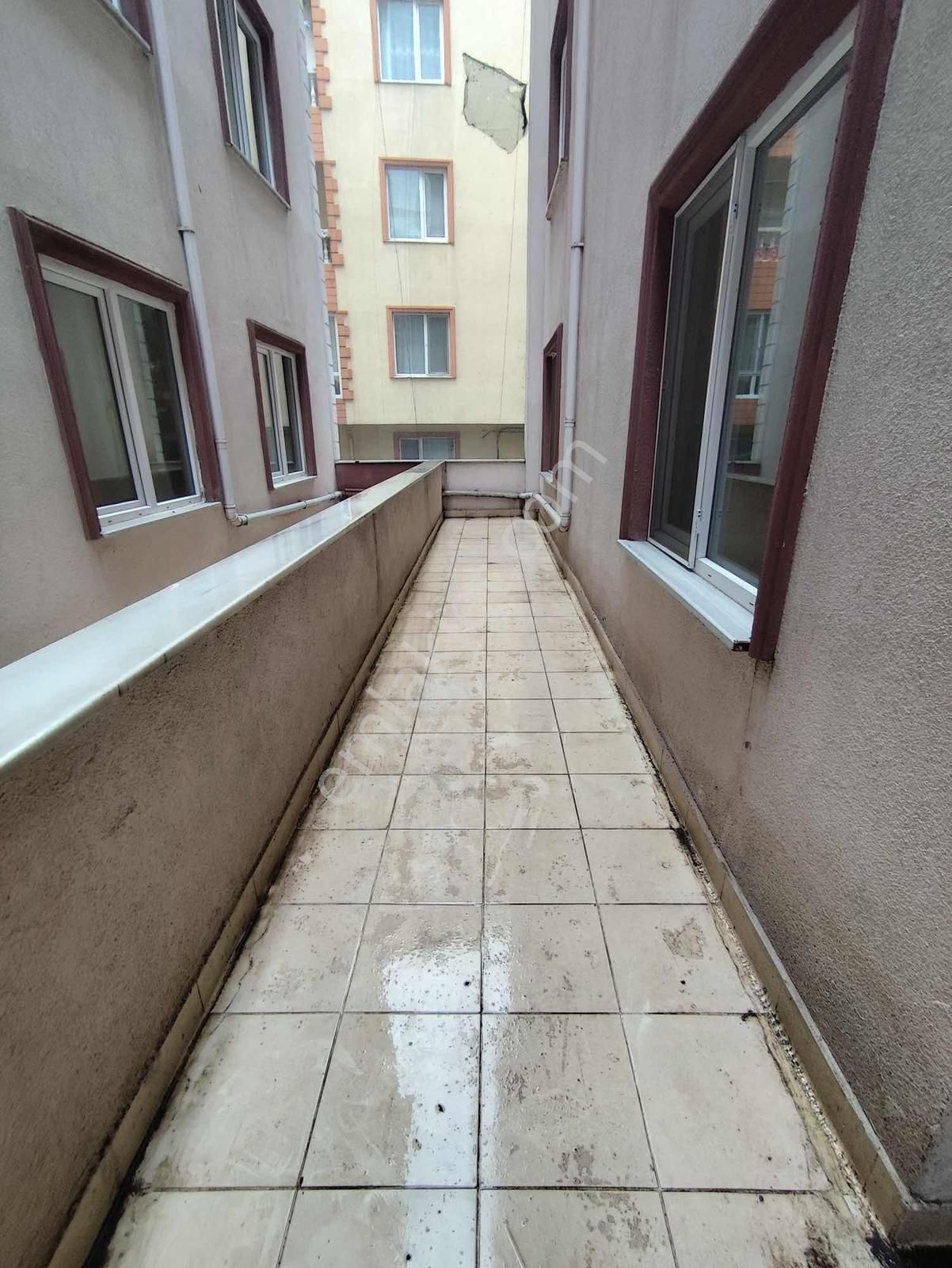 Göktürk'den Reşadiye Mahallesinde 2+1 100m2 Fırsat Daire - Görsel 3