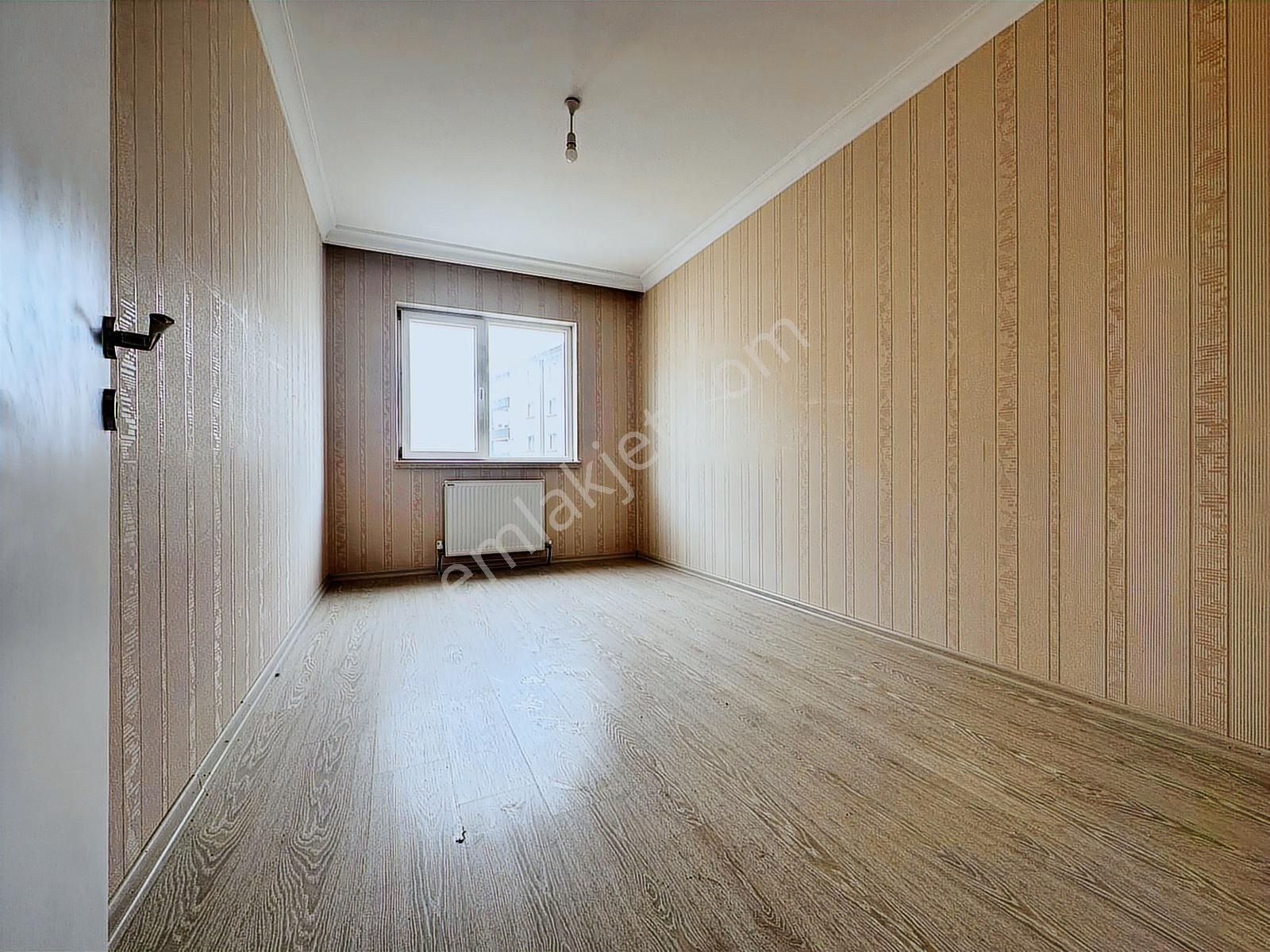 Mehmet Zengin'den Hakan Akbıyık Okulu Yakını 5.kat 3+1 Sitede - Görsel 22