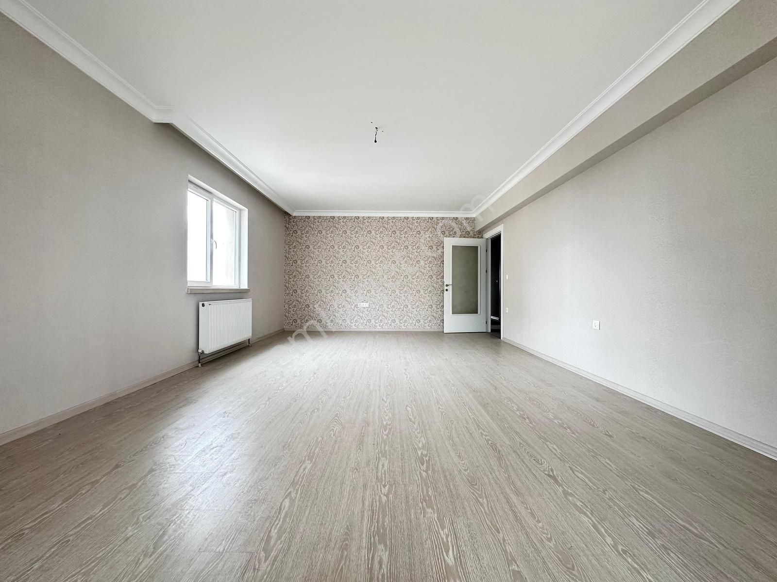 Mehmet Zengin'den Hakan Akbıyık Okulu Yakını 5.kat 3+1 Sitede - Görsel 6