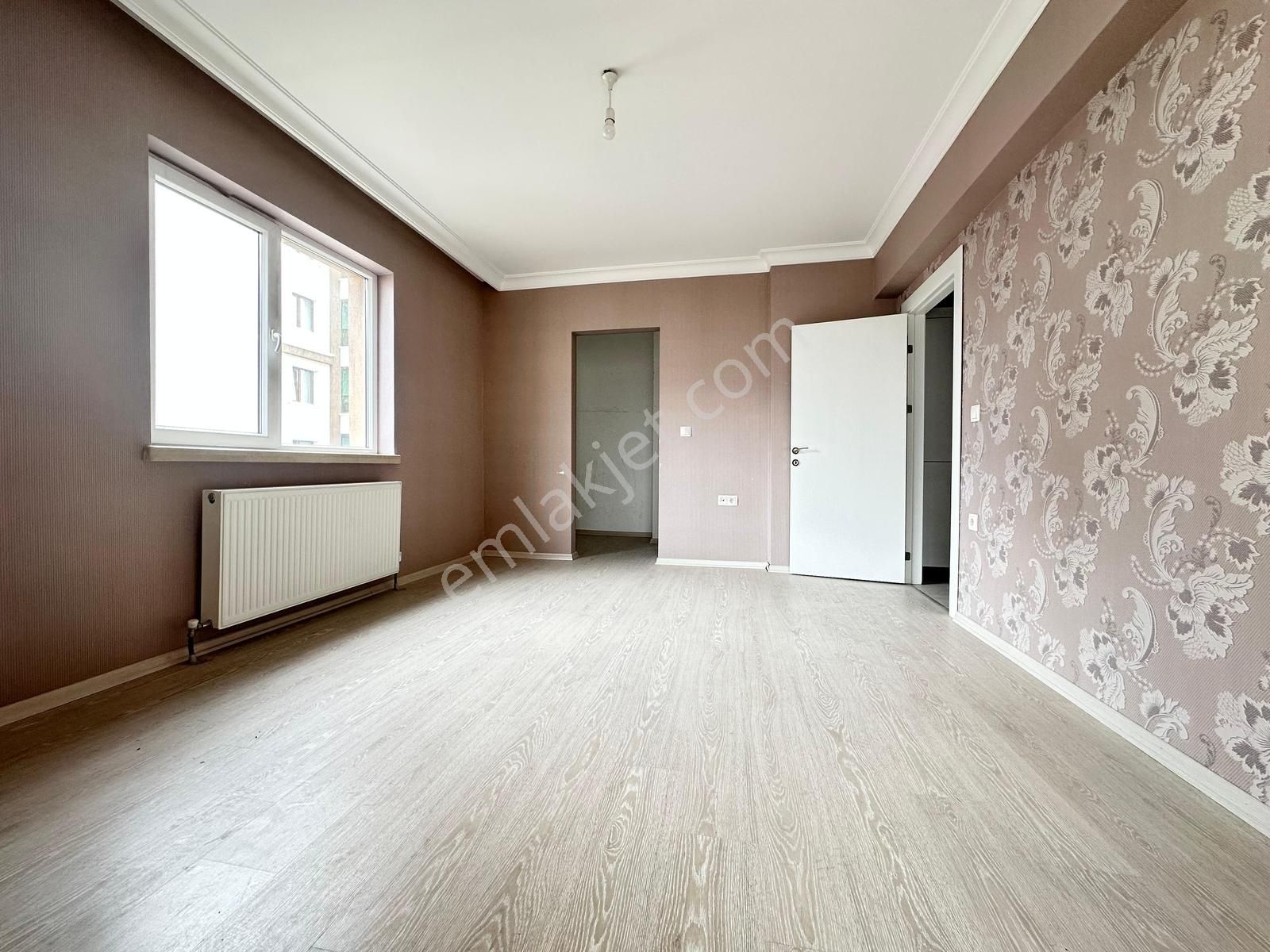 Mehmet Zengin'den Hakan Akbıyık Okulu Yakını 5.kat 3+1 Sitede - Görsel 20