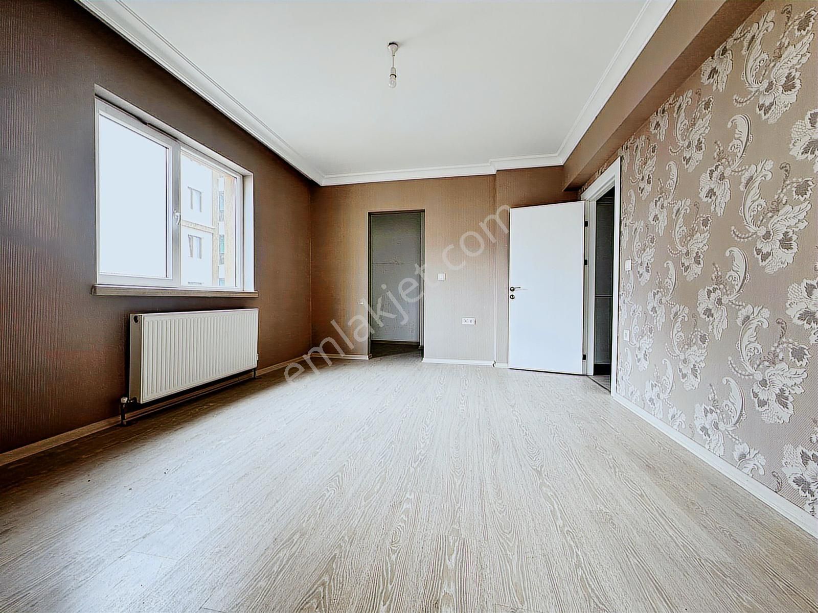 Mehmet Zengin'den Hakan Akbıyık Okulu Yakını 5.kat 3+1 Sitede - Görsel 2