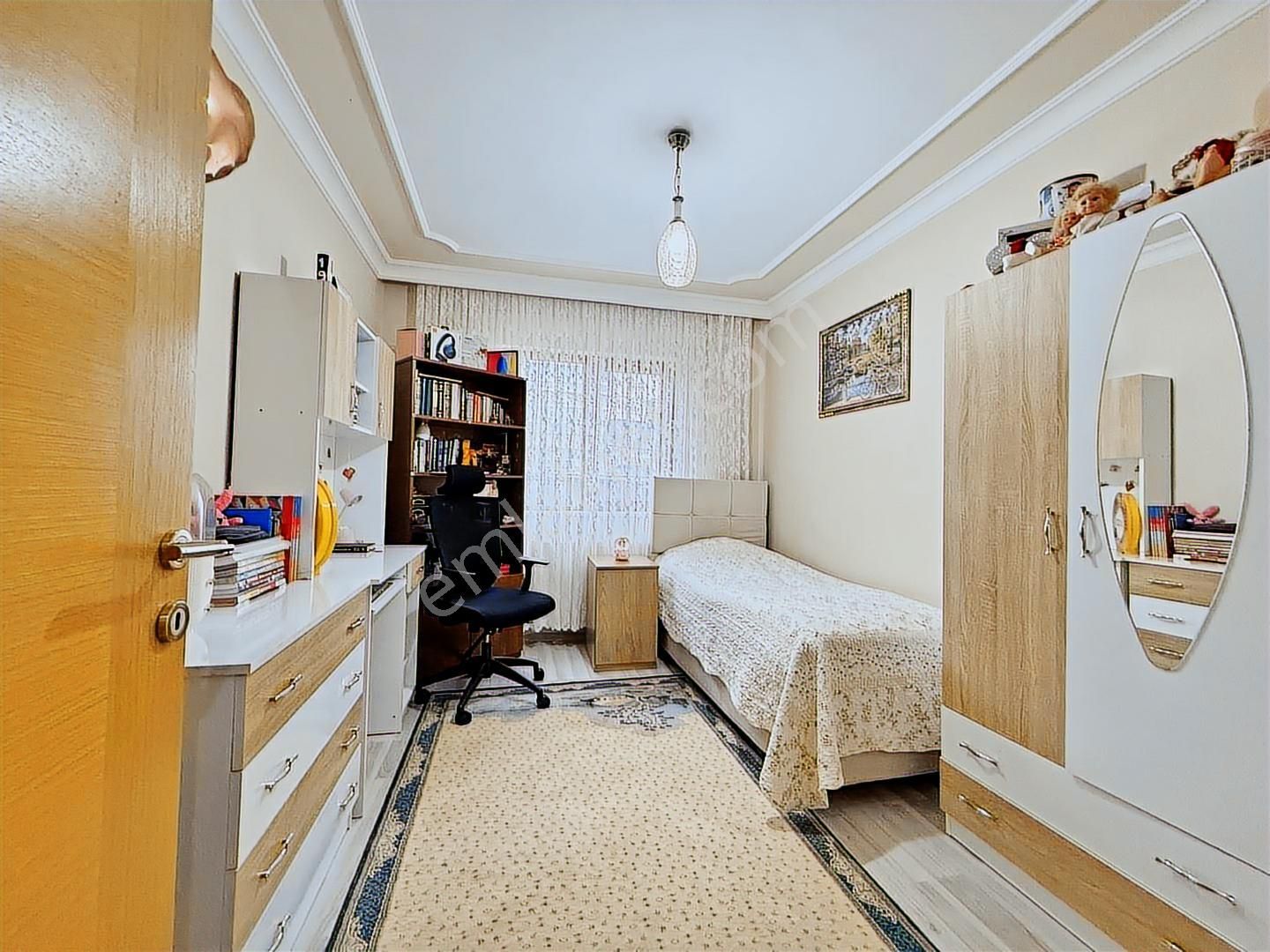 Mehmet Zengin'den Okullar Bölgesinde Lüks Sitede 3.kat 4+1 Daire - Görsel 22