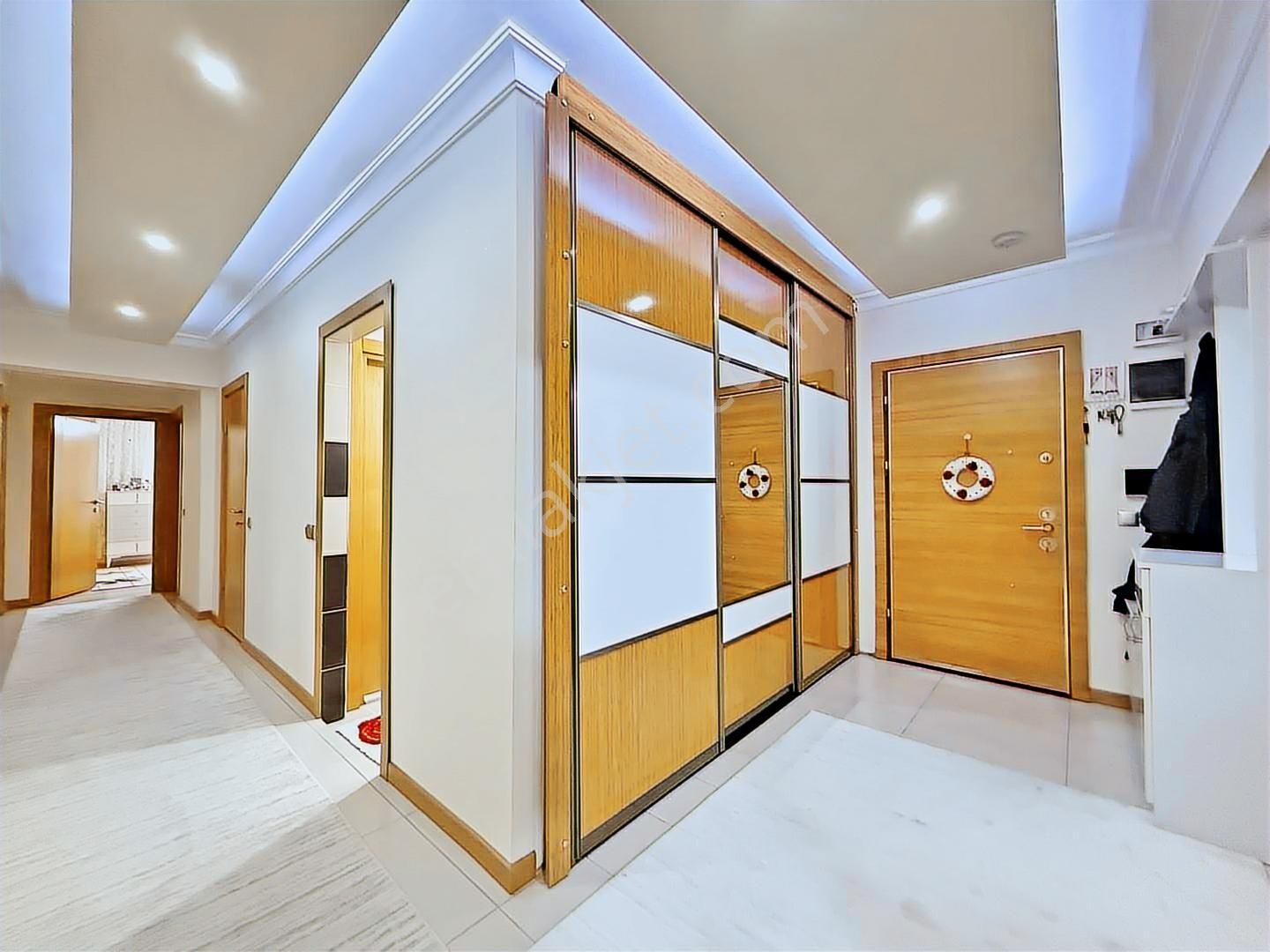 Mehmet Zengin'den Okullar Bölgesinde Lüks Sitede 3.kat 4+1 Daire - Görsel 33