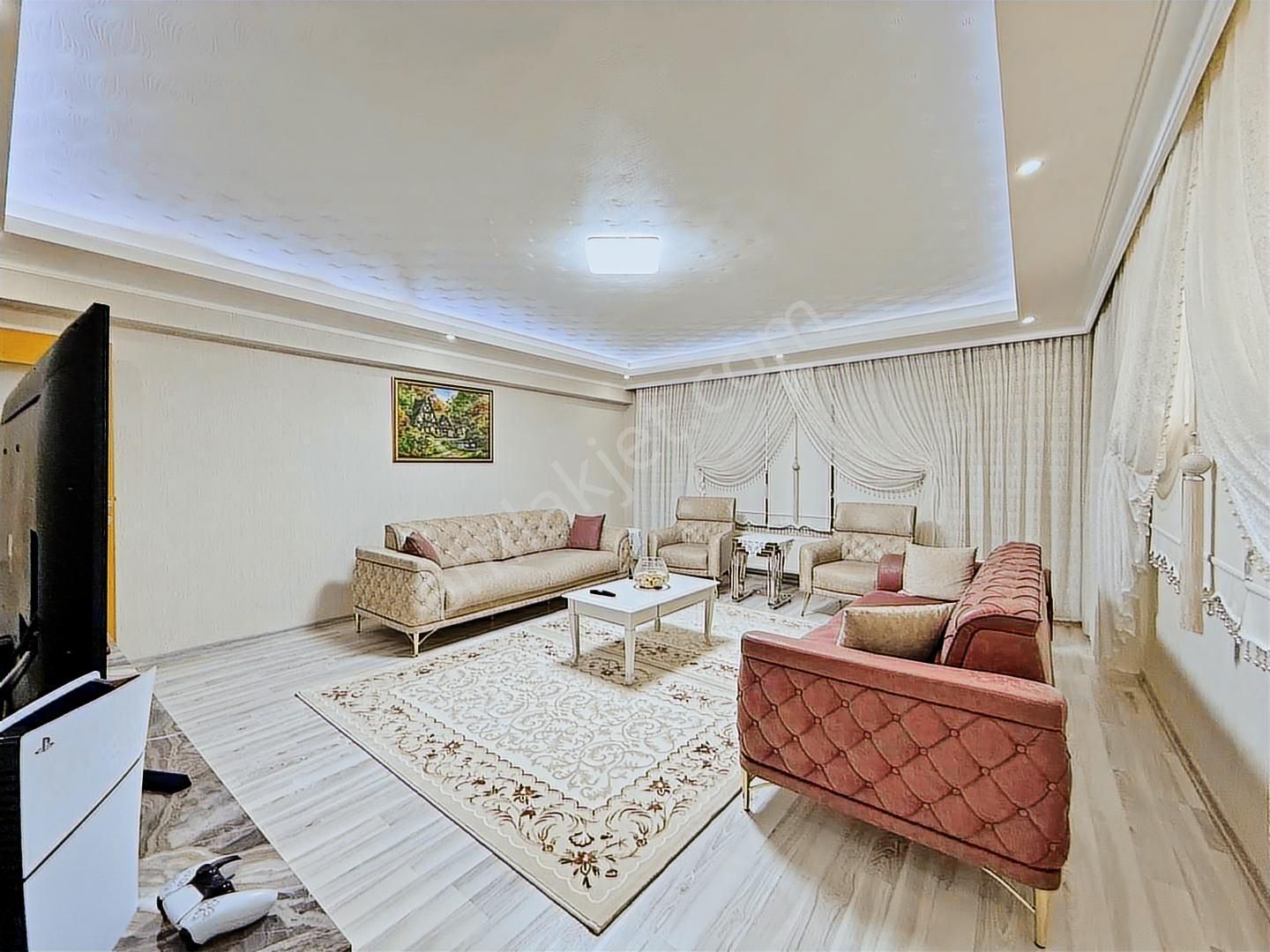 Mehmet Zengin'den Okullar Bölgesinde Lüks Sitede 3.kat 4+1 Daire - Görsel 7