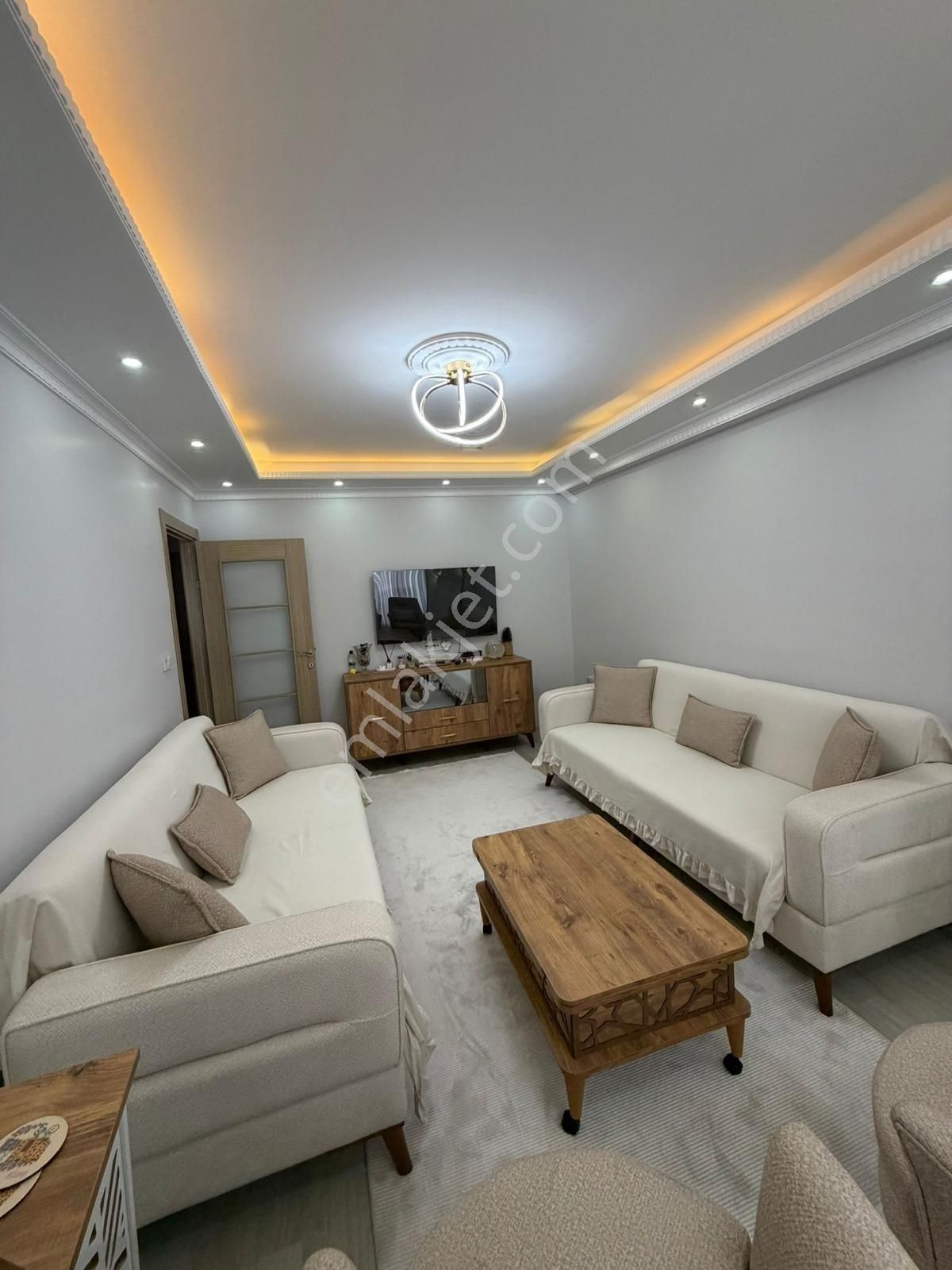 Üç Kardeşler'den Uğurmumcu Mah. 2+1 95m² Satılık Lüx 1.kat - Görsel 3
