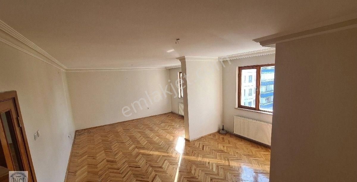 Çankaya Turangüneş,sancak Mah. Doğukent Bulvarı Başkent Konutları Yakini Arakat Kombili Asansörlü - Görsel 2