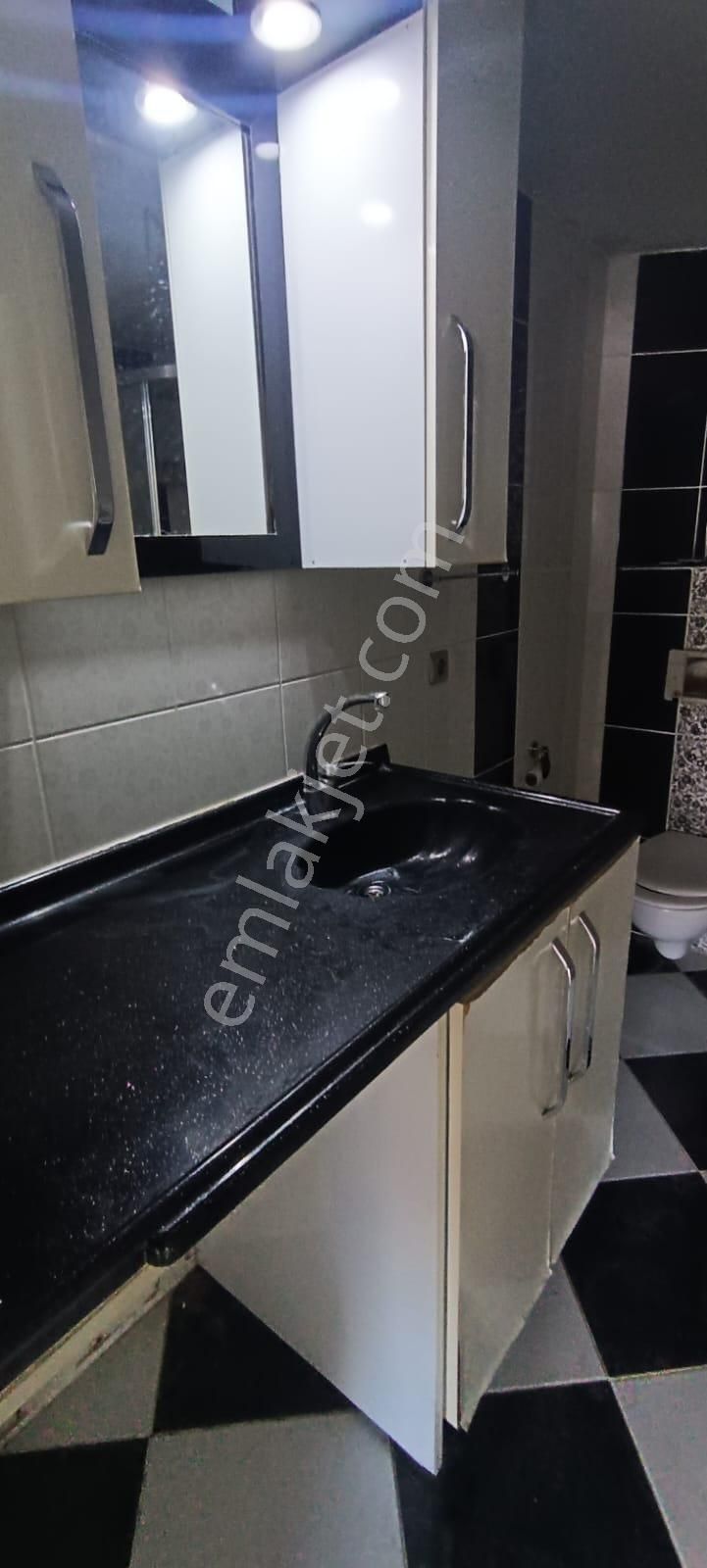 Ender Uysal Gayrimenkulden Yunusemre De Kiralık 2+1 Asansörlü Geniş Daire... - Görsel 13